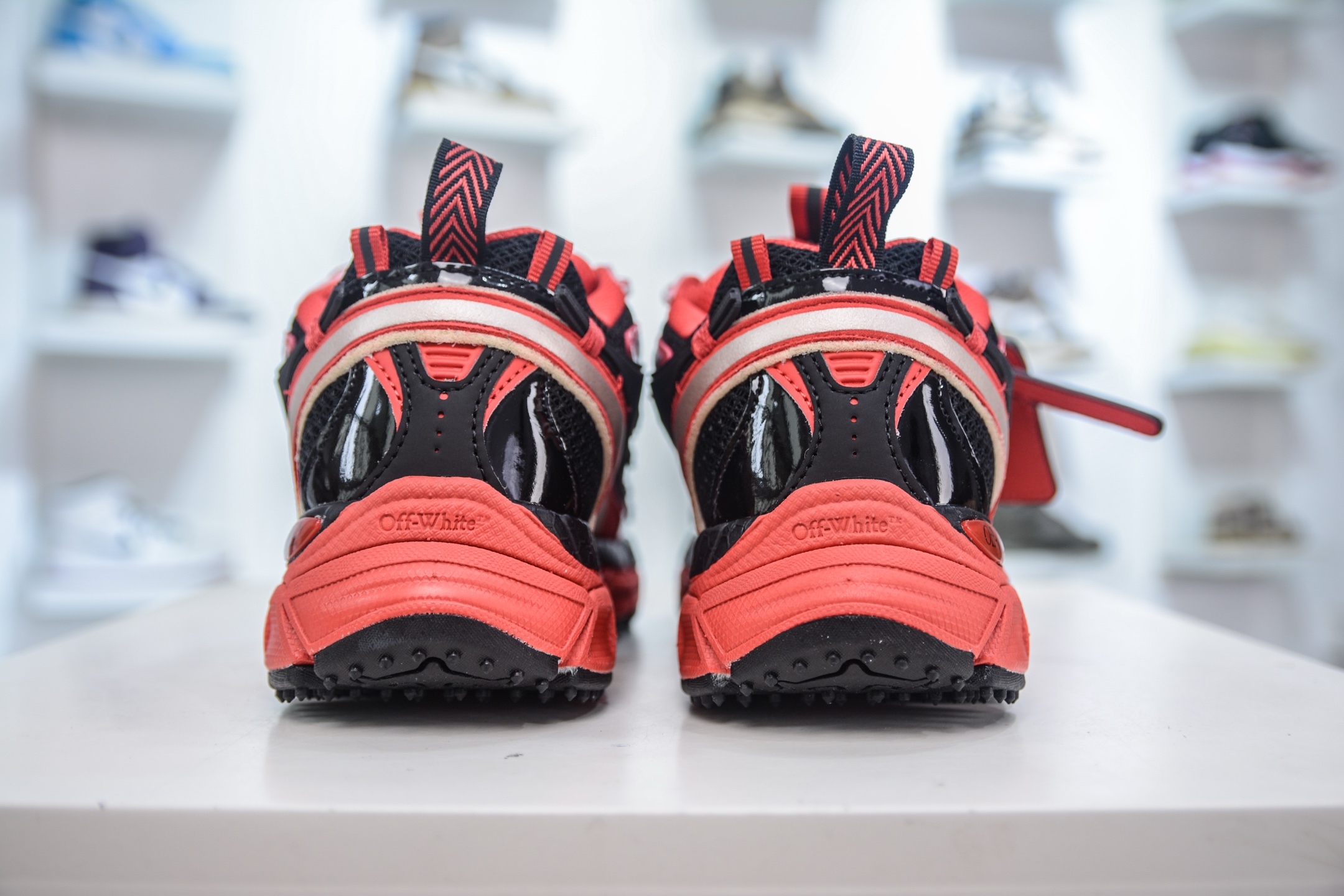 Off-White 2024 Retro Runner Sneakers, 3D Print, Multi-Panel, Lightweight Shoes 3 i1749485287635 7308 0 1