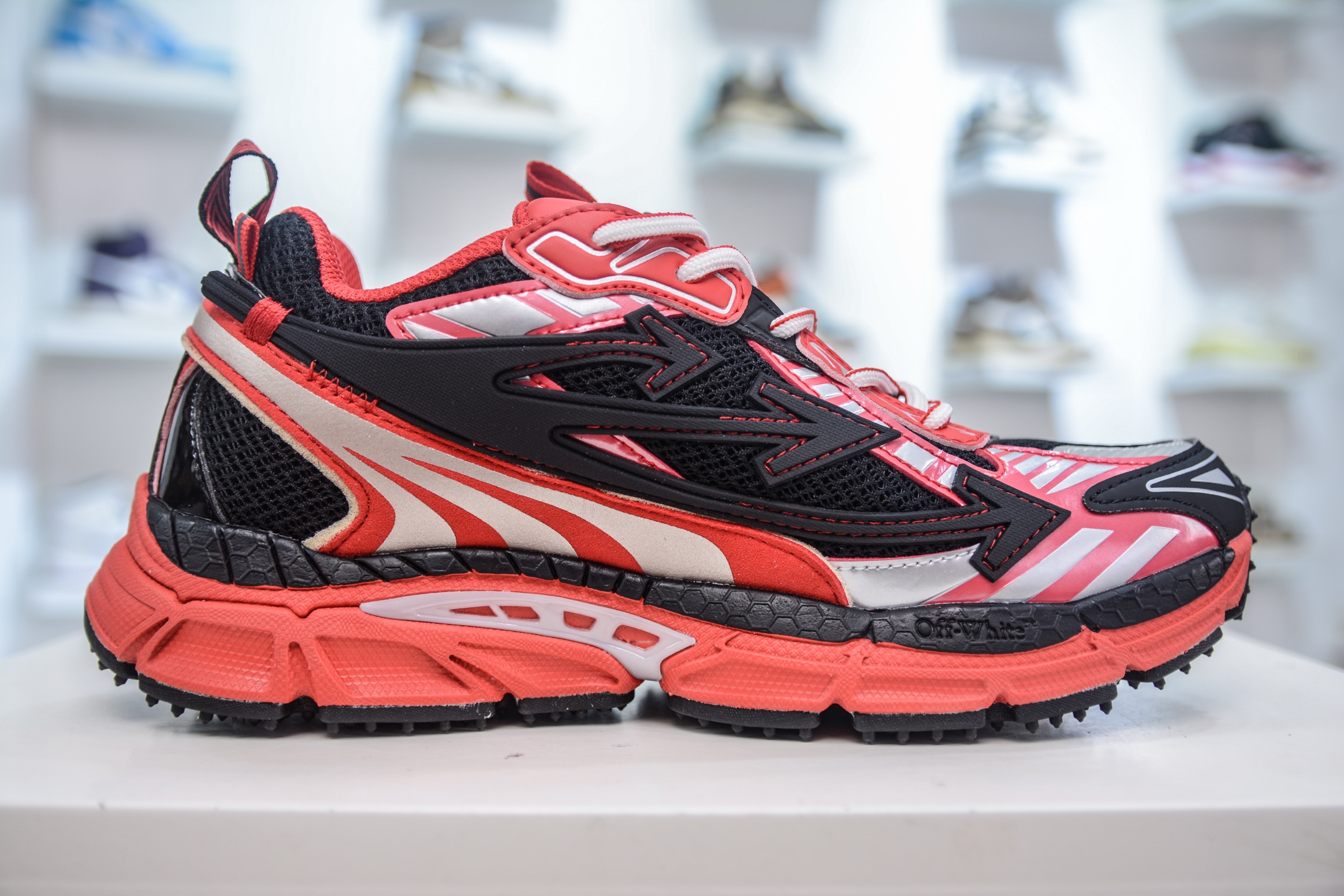 Off-White 2024 Retro Runner Sneakers, 3D Print, Multi-Panel, Lightweight Shoes 4 i1749485287671 2336 0 2