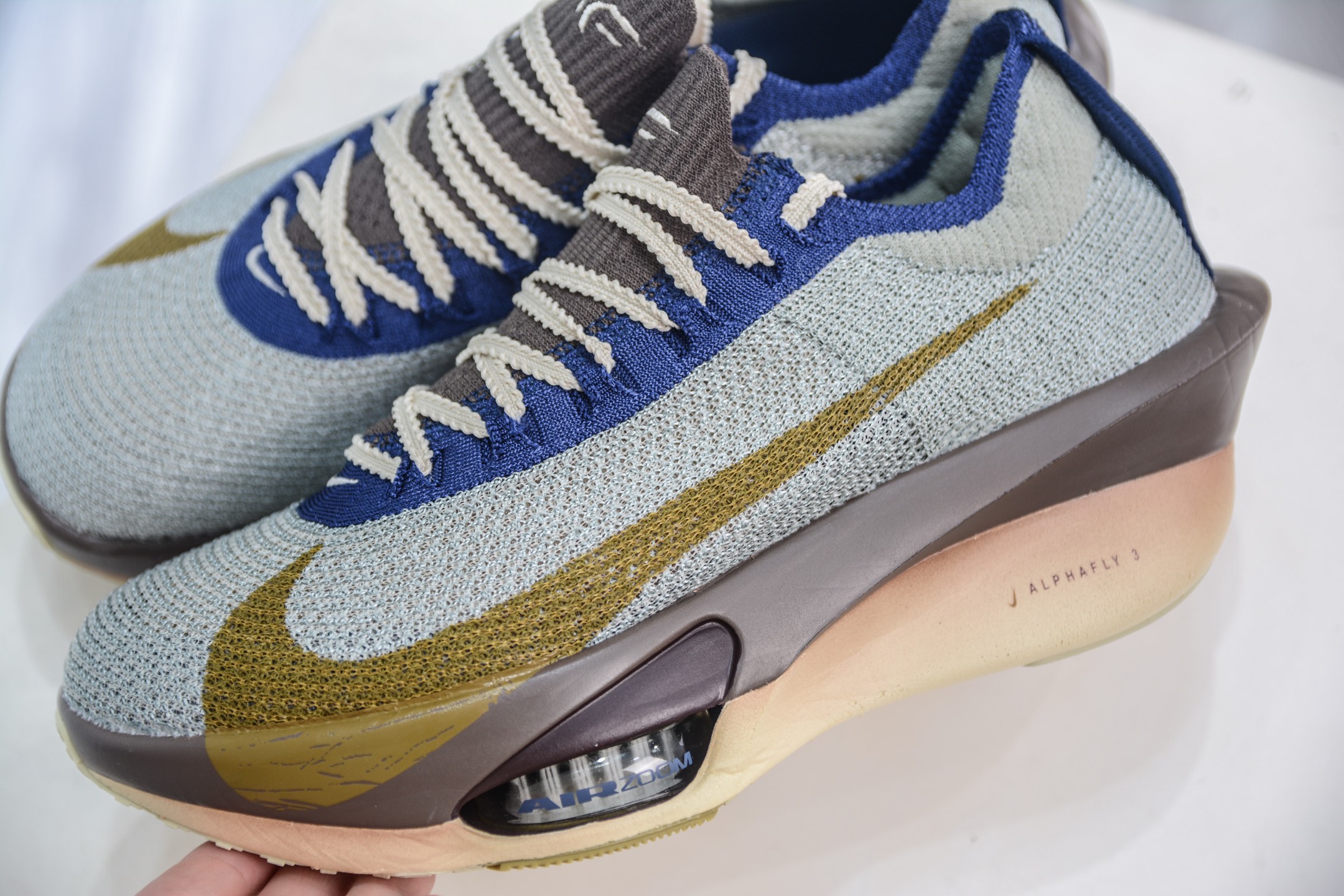 NK Air Zoom Alphafly 3 阿尔法飞行3代系列马拉松轻量竞速运动跑鞋  HV4318-320