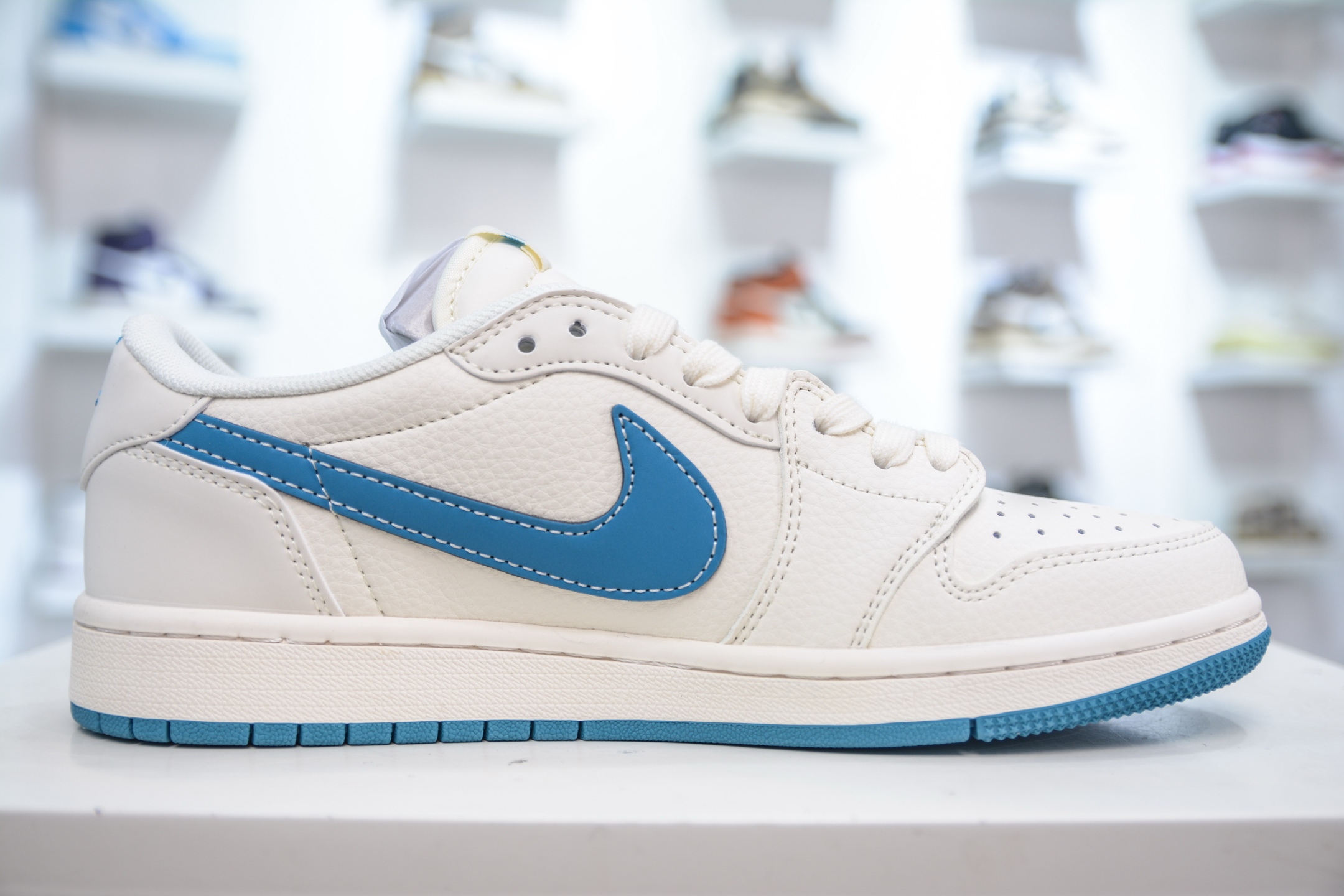 TS x Air Jordan x GUCCI AJ1 Low 倒钩低帮联名古驰-白蓝勾蓝底  ZH2598-165