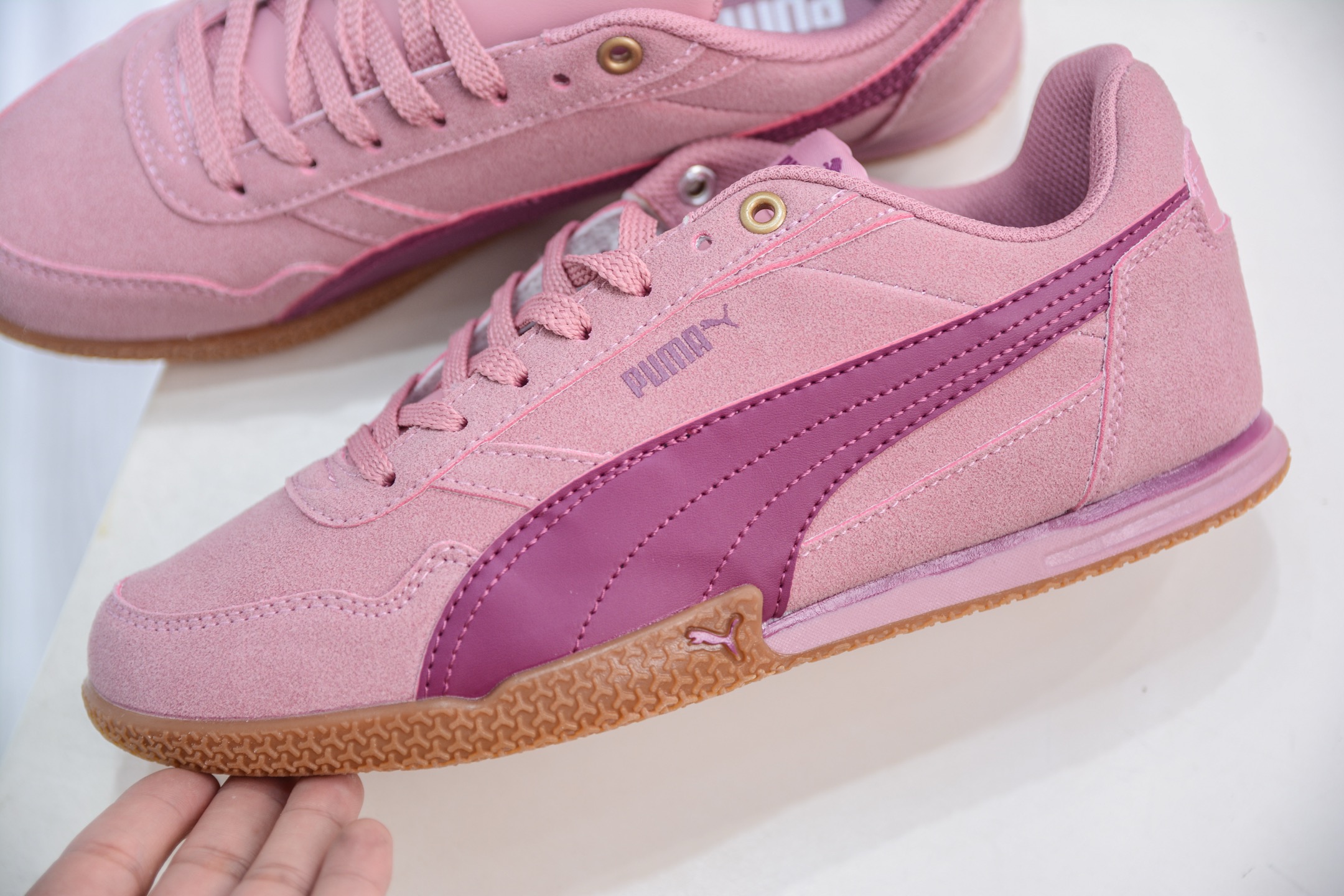 Puma Bella Donna Nylon 透气布面彪马薄底系列 复古运动休闲跑鞋 402673-03-Chinese UA Cheap High Quatity Brand Clothes Bags handbags Sneakers wholesale wholesaler seller from China Factory suppliers Fashion Clothing Shoes best Quality Beautiful Price Puma Bella Donna Nylon 透气布面彪马薄底系列 复古运动休闲跑鞋 402673-03