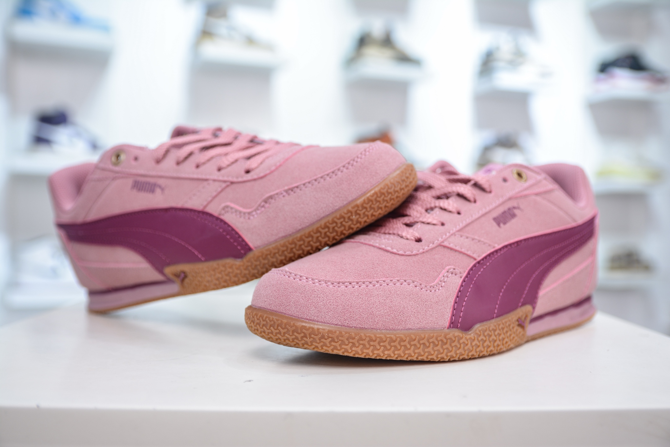 Puma Bella Donna Nylon 透气布面彪马薄底系列 复古运动休闲跑鞋 402673-03-Chinese UA Cheap High Quatity Brand Clothes Bags handbags Sneakers wholesale wholesaler seller from China Factory suppliers Fashion Clothing Shoes best Quality Beautiful Price Puma Bella Donna Nylon 透气布面彪马薄底系列 复古运动休闲跑鞋 402673-03