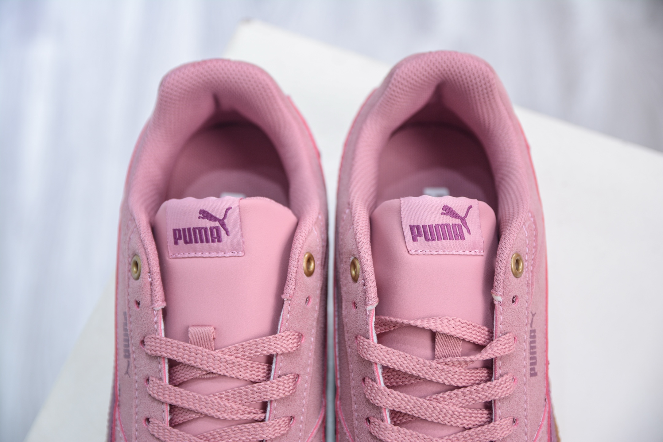 Puma Bella Donna Nylon 透气布面彪马薄底系列 复古运动休闲跑鞋 402673-03-Chinese UA Cheap High Quatity Brand Clothes Bags handbags Sneakers wholesale wholesaler seller from China Factory suppliers Fashion Clothing Shoes best Quality Beautiful Price Puma Bella Donna Nylon 透气布面彪马薄底系列 复古运动休闲跑鞋 402673-03