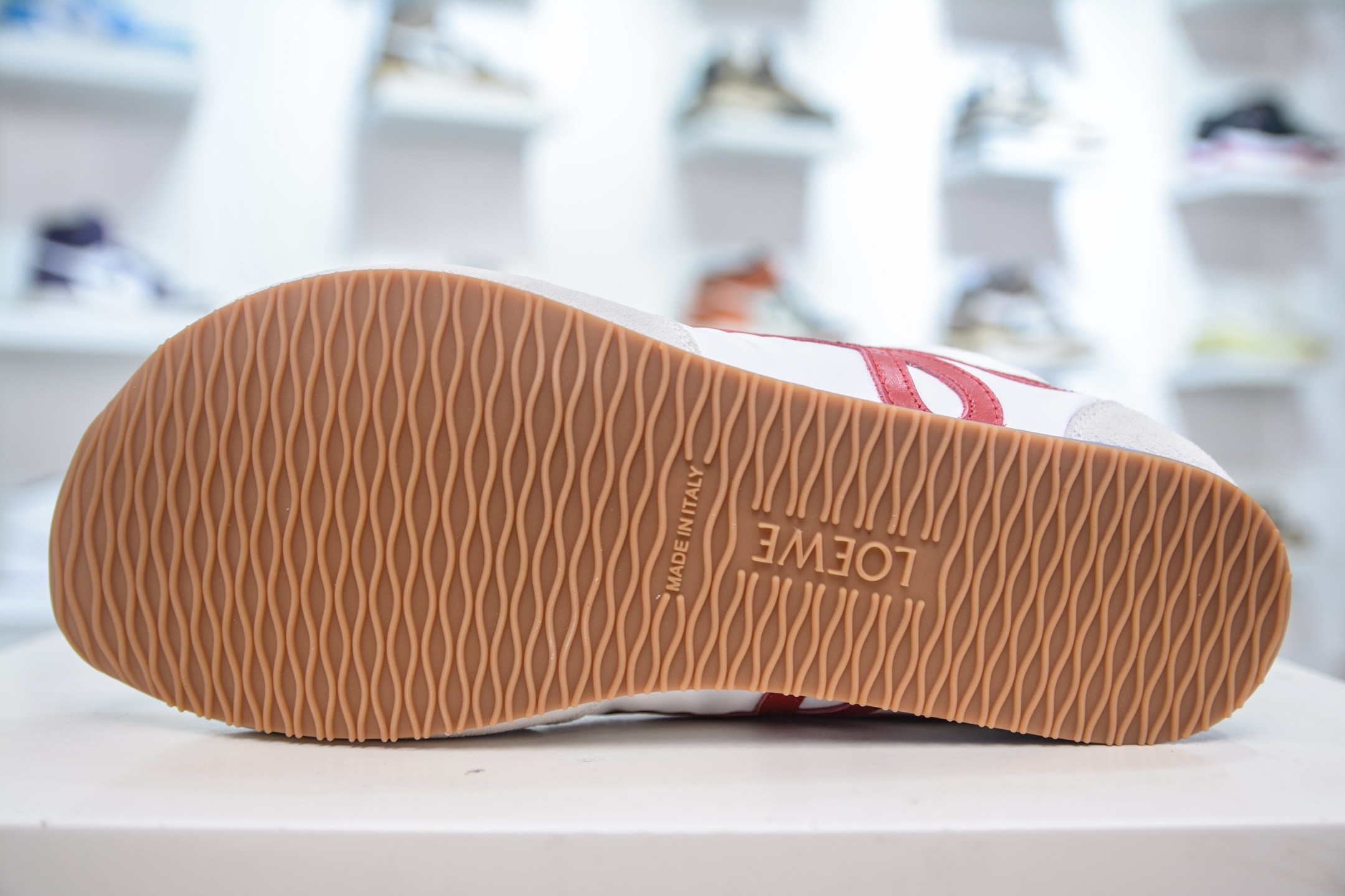 罗意威LOEWE 2025 | Ballet Runner2.0 新款芭蕾舞鞋 超级棒