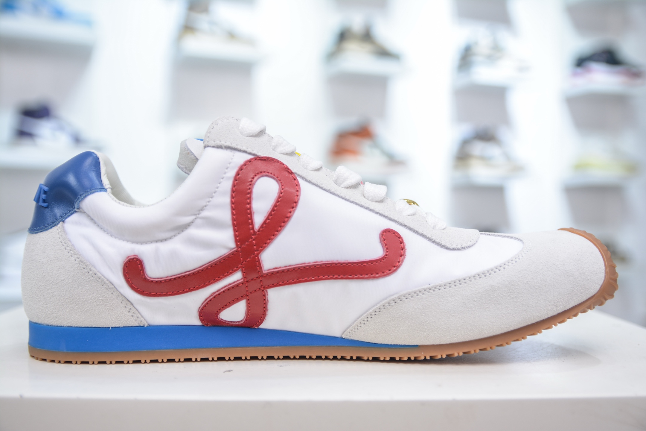 罗意威LOEWE 2025 | Ballet Runner2.0 新款芭蕾舞鞋 超级棒