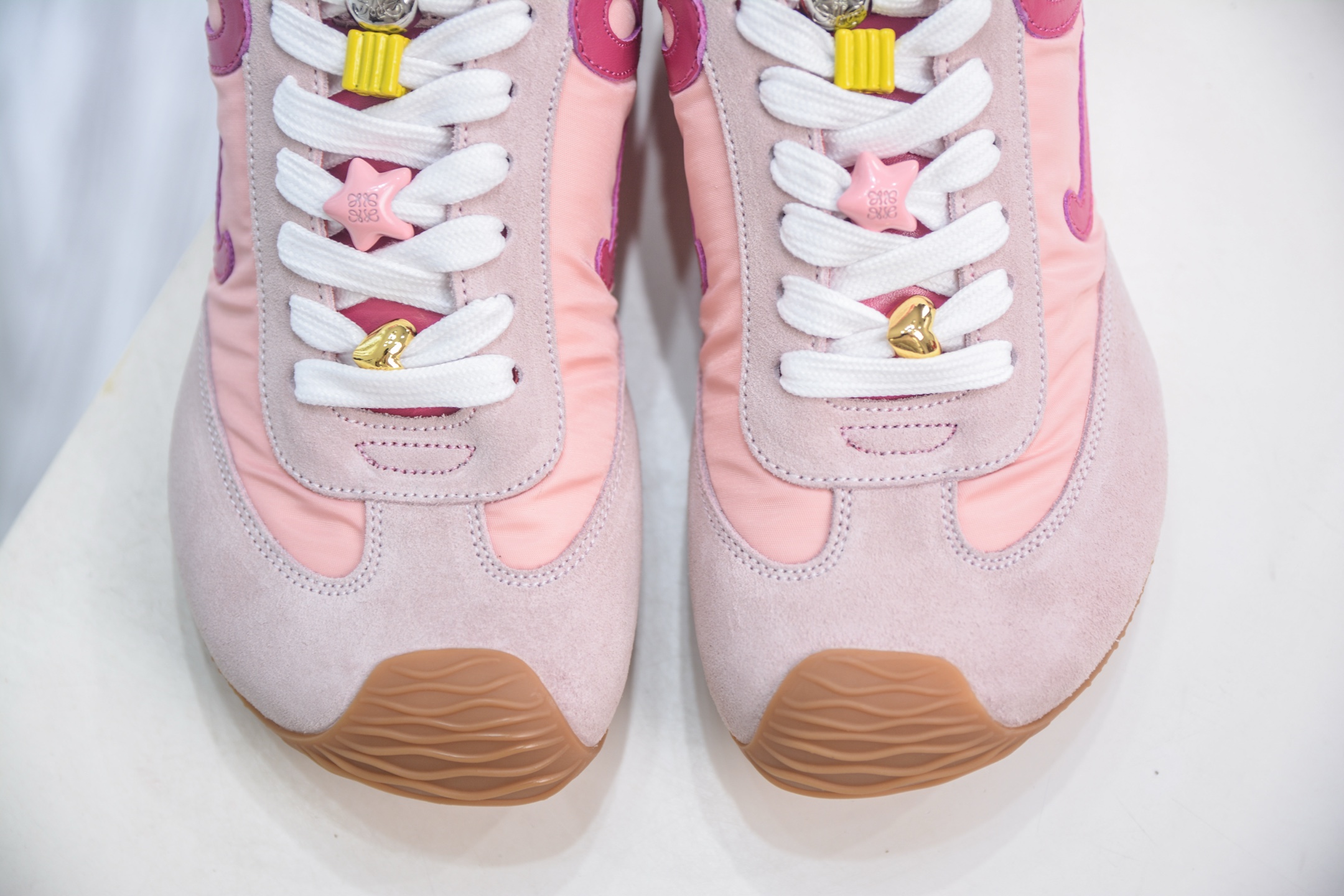 罗意威LOEWE 2025 | Ballet Runner2.0 新款芭蕾舞鞋