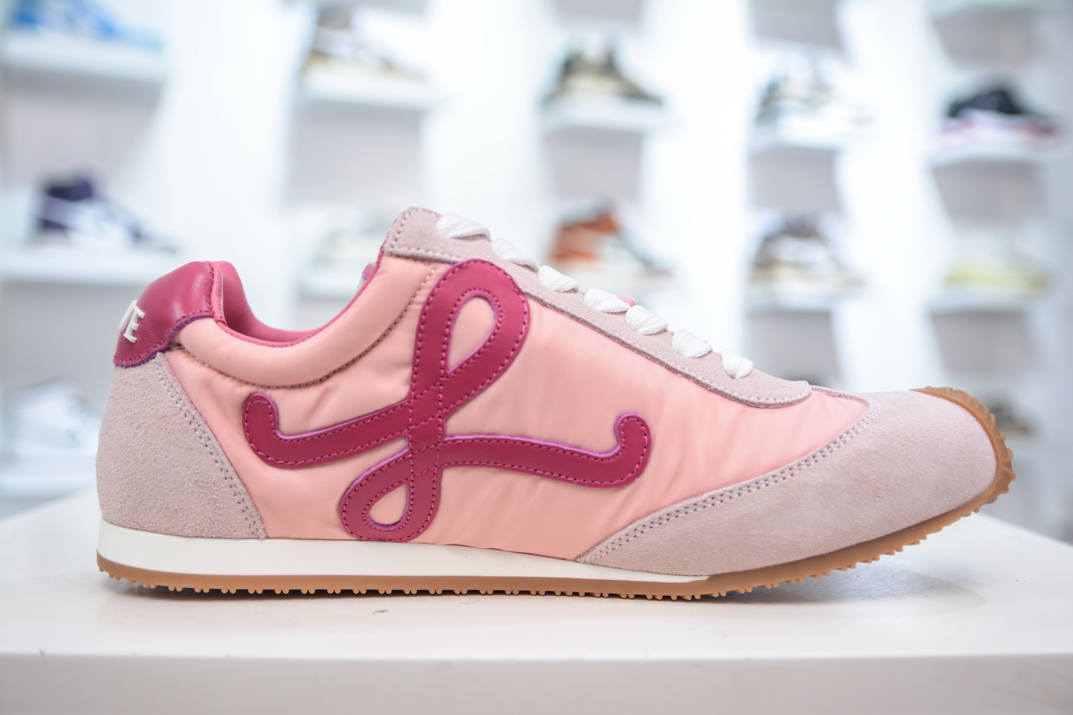 罗意威LOEWE 2025 | Ballet Runner2.0 新款芭蕾舞鞋