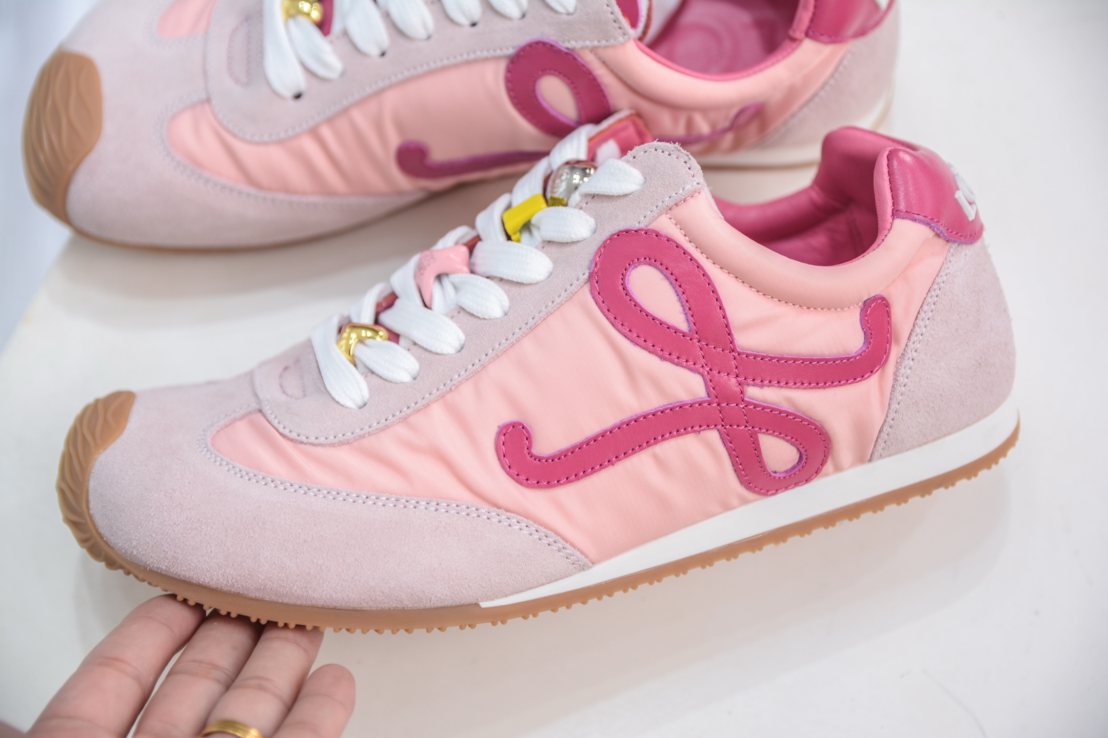 罗意威LOEWE 2025 | Ballet Runner2.0 新款芭蕾舞鞋