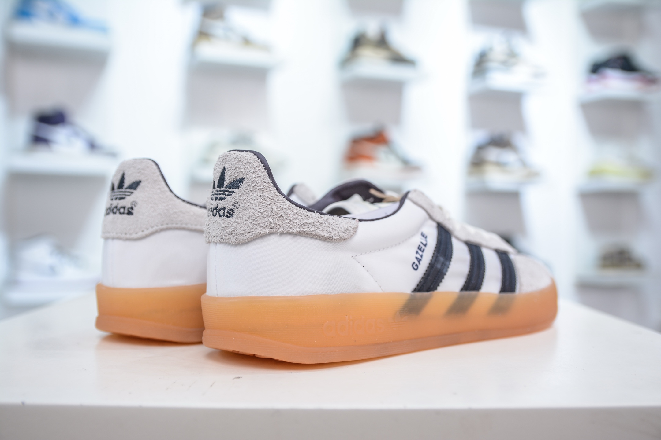 Adidas Gazelle Indoor: Retro Low-Top Sneakers for Versatile Style and Comfort 7 i1749657102924 3003 0 5