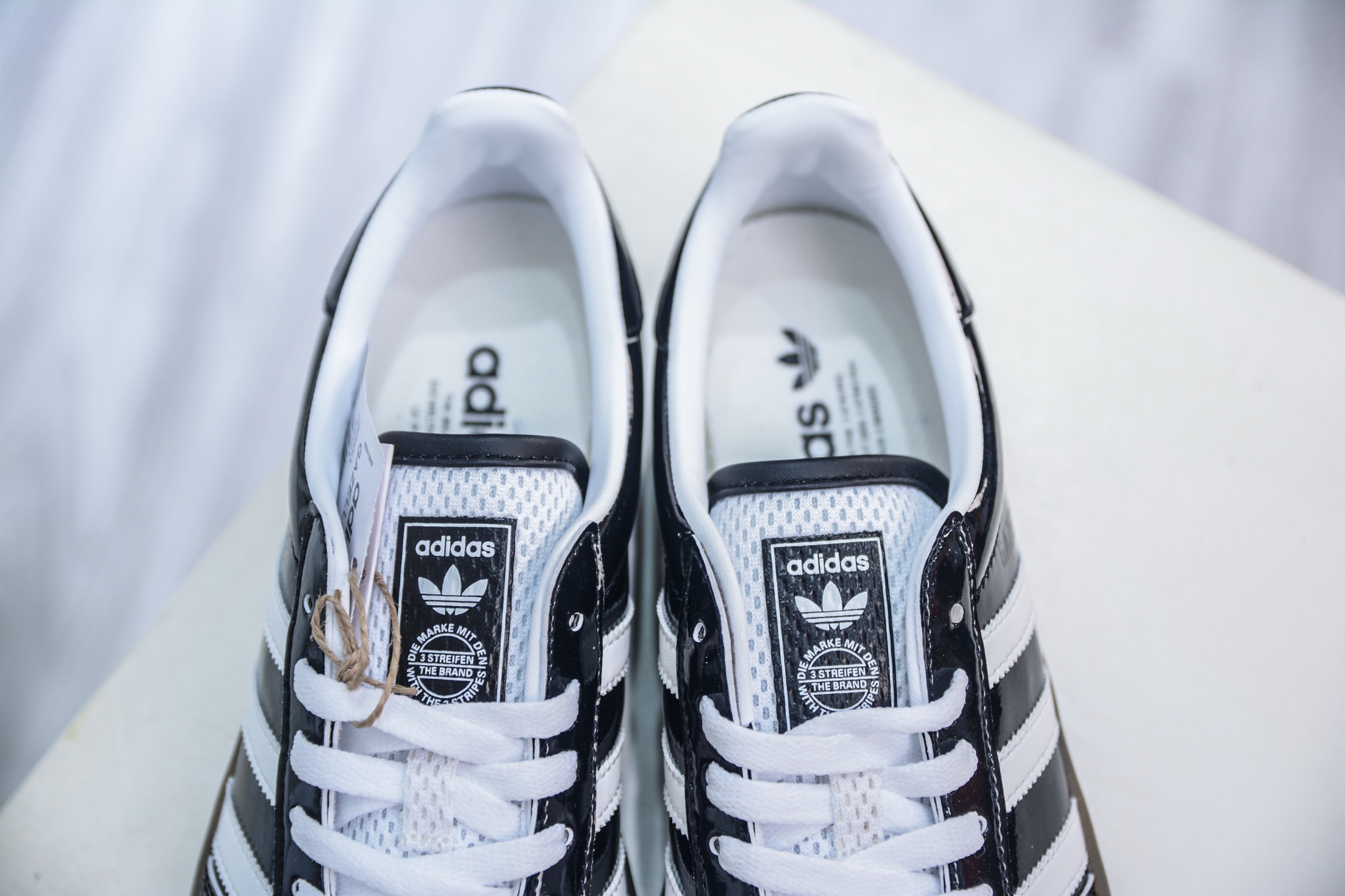 Adidas Gazelle Indoor Trainers - Low-Top Retro Casual Sneakers 8 i1749657159709 5336 0 7