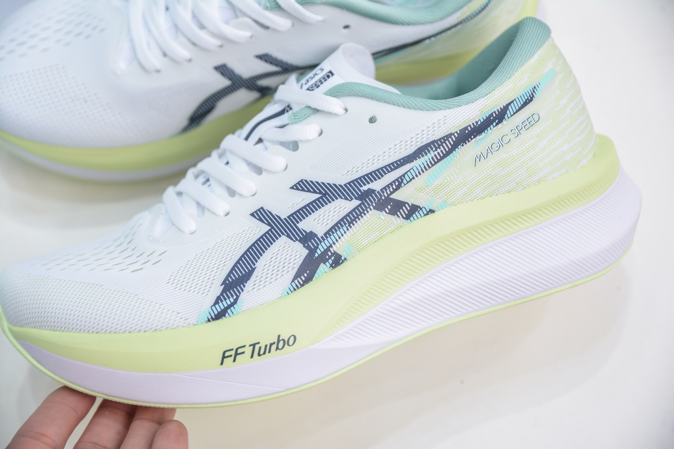 Asics Magic Speed 4 White Running Shoes with Carbon Plate Technology 8 i1749657596958 3798 0 6