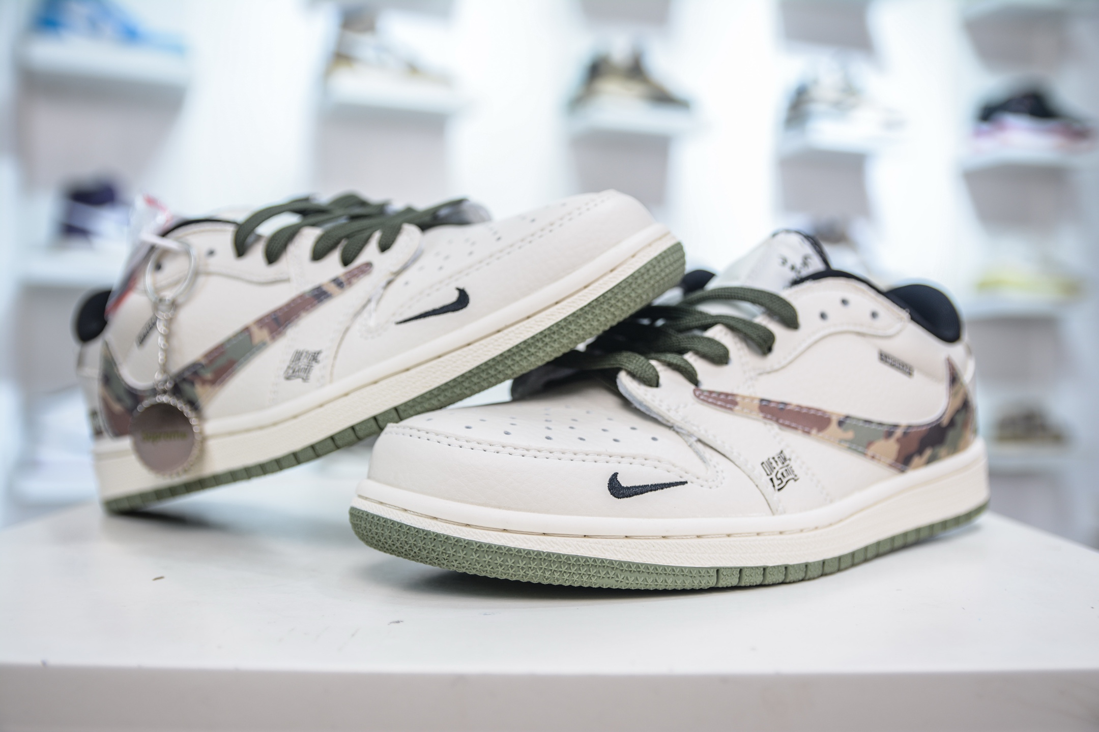 TS x Air Jordan x Supreme Air Jordan 1 Low White Green Camo Sneakers 5 i1749657683799 4716 0 3