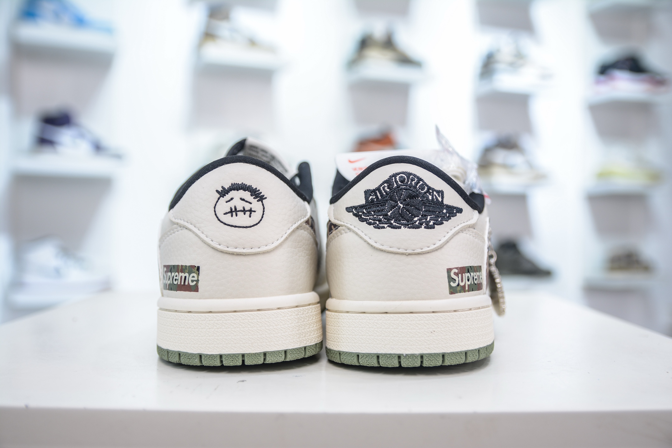 TS x Air Jordan x Supreme Air Jordan 1 Low White Green Camo Sneakers 3 i1749657685053 9348 0 1