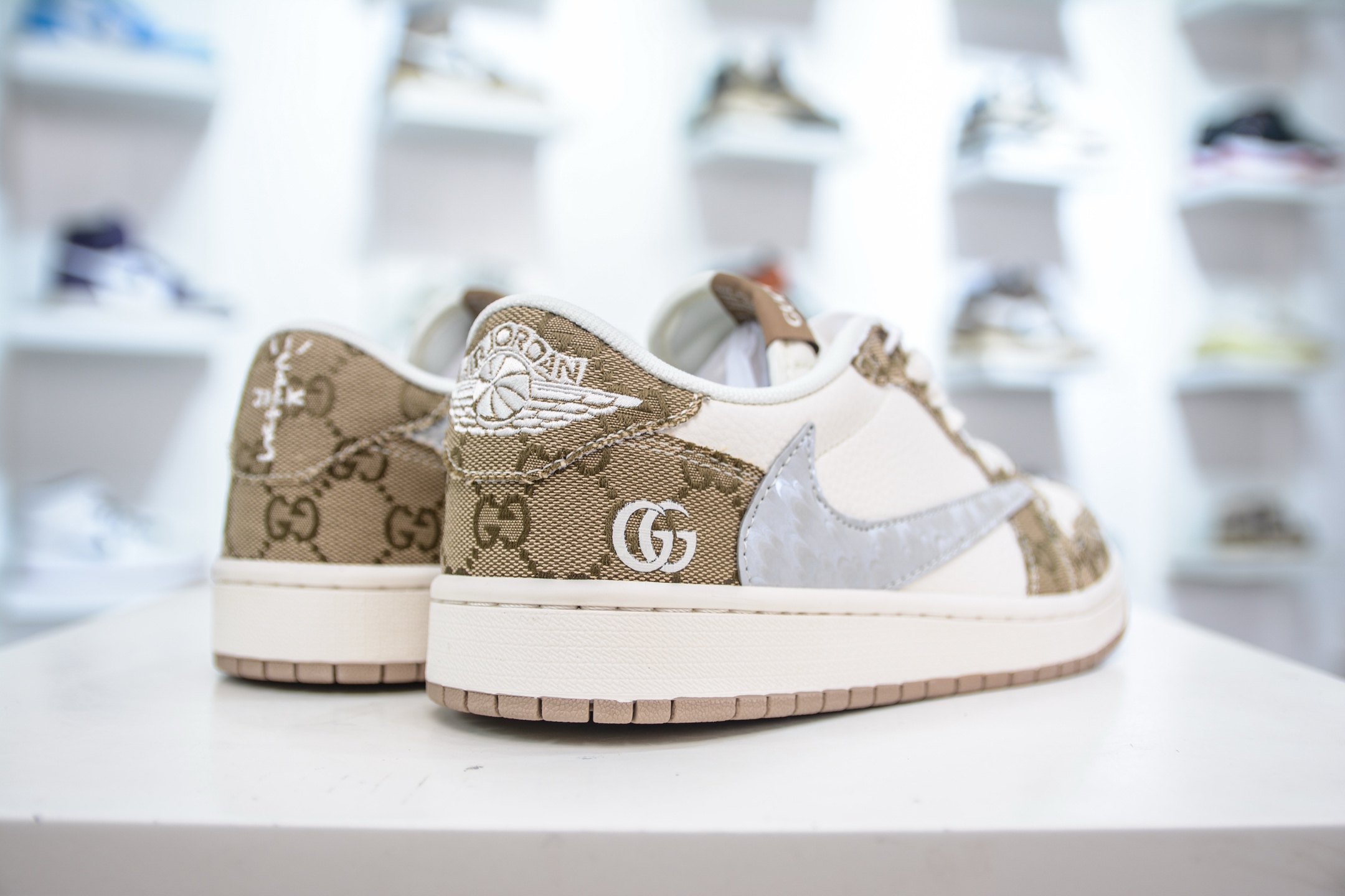 Travis Scott x Air Jordan 1 Low Gucci Custom Sneakers - Khaki Denim 7 i1749657723471 7811 0 5