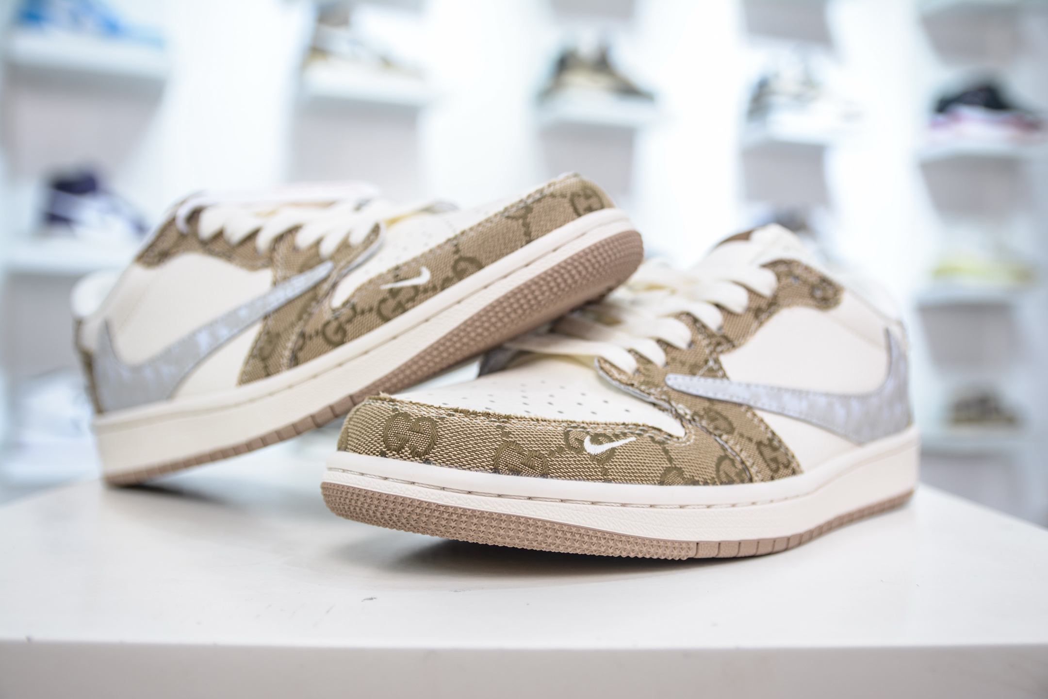 Travis Scott x Air Jordan 1 Low Gucci Custom Sneakers - Khaki Denim 5 i1749657726146 2023 0 3