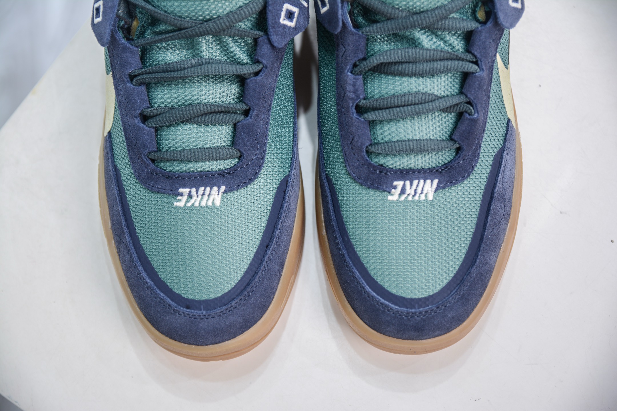 Nike SB Day One FN4210-401 Skateboarding Shoes - Comfort, Style, and Durability 10 i1749752266050 5894 0 8