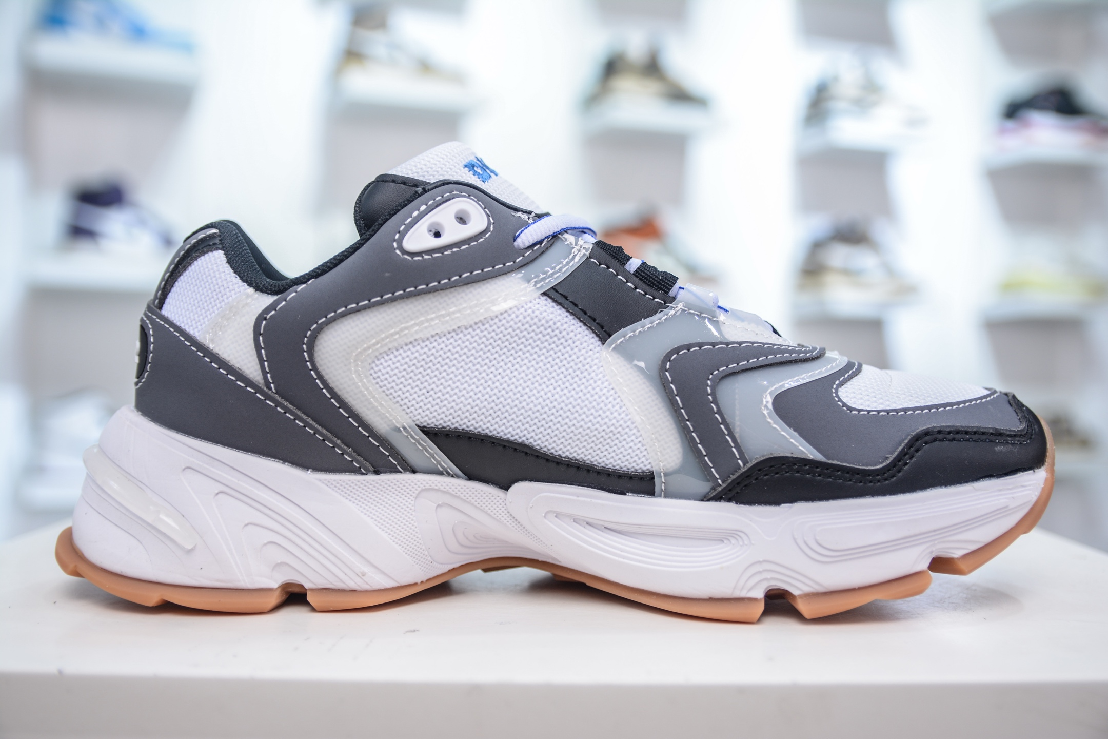Dior CD1 Low-Top Sneakers: Mesh Upper, Iconic Design, and Comfortable Fit 4 i1749753887761 1755 0 2