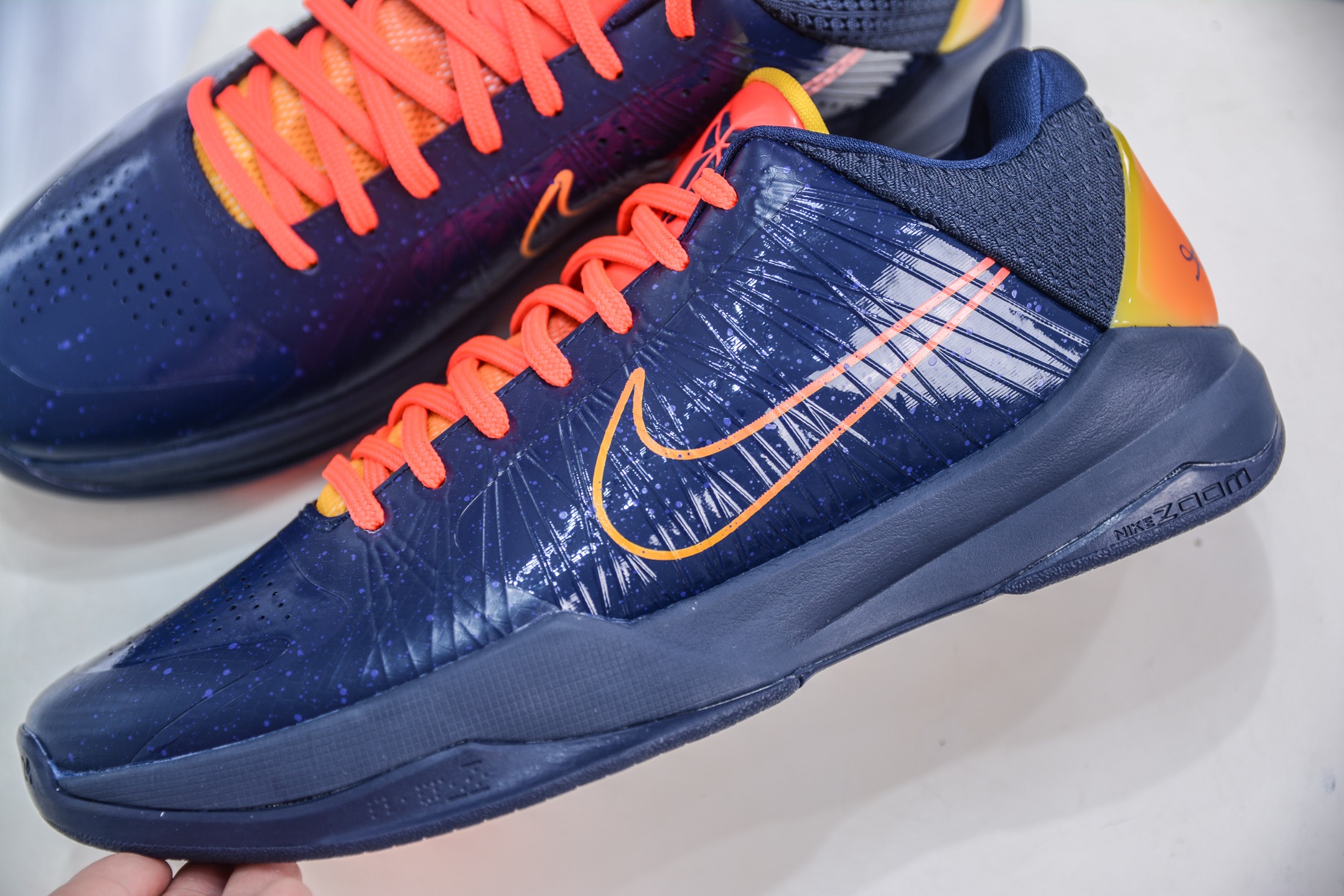 灭世纯原 Max Caitlin Clark x Nike Kobe 5 Protro “Indiana Fever” 科比5代克拉克森联名蓝色 IM3207-400