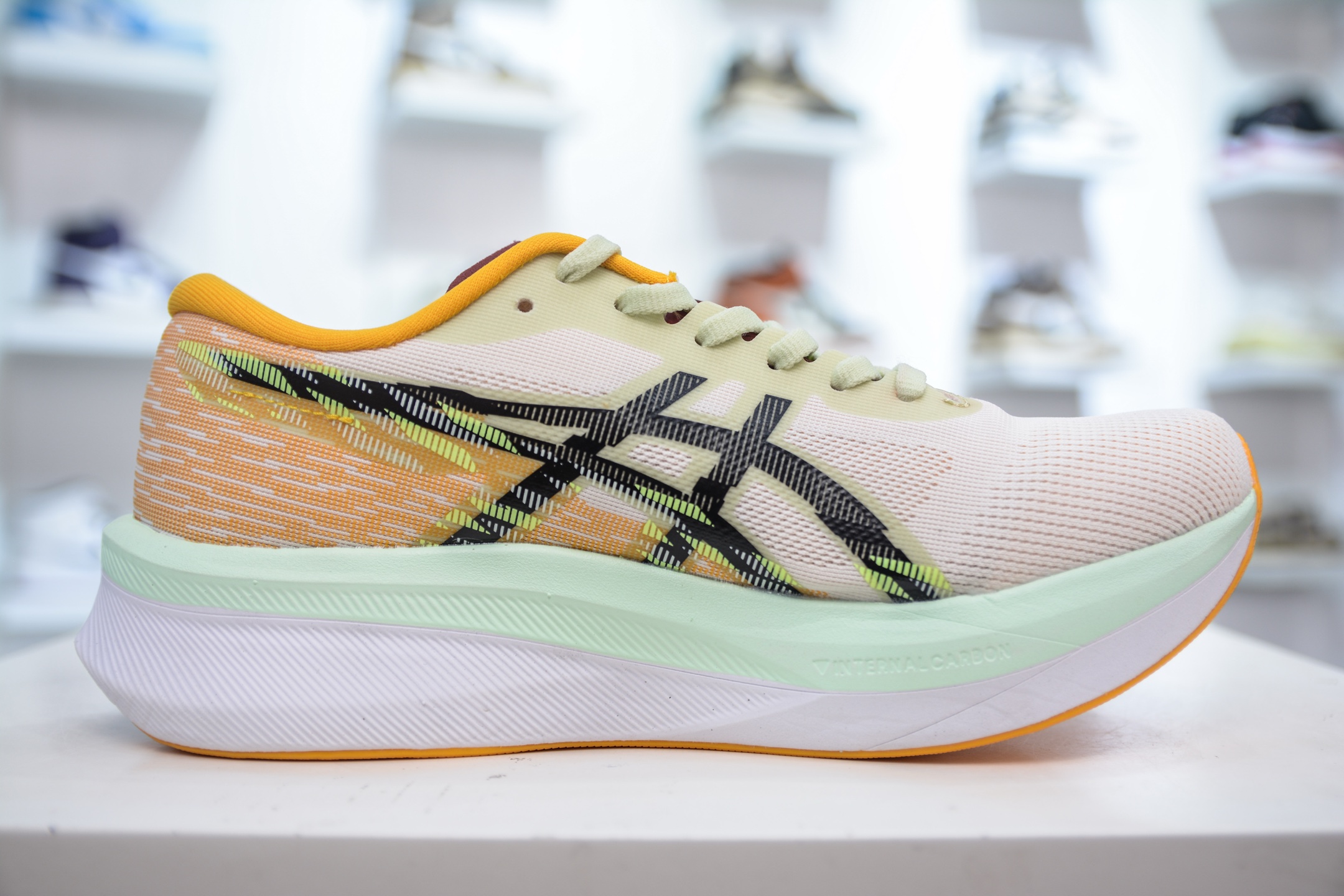 Asics Magic Speed 4 亚瑟士4代碳板竞速跑步鞋鞋 1012B879-100-莆田鞋,莆田鞋货源,高仿鞋,高仿鞋货源,安福档口,莆田高仿鞋,莆田鞋批发,高仿鞋批发,莆田高仿运动鞋,高仿运动鞋,莆田运动鞋 Asics Magic Speed 4 亚瑟士4代碳板竞速跑步鞋鞋 1012B879-100