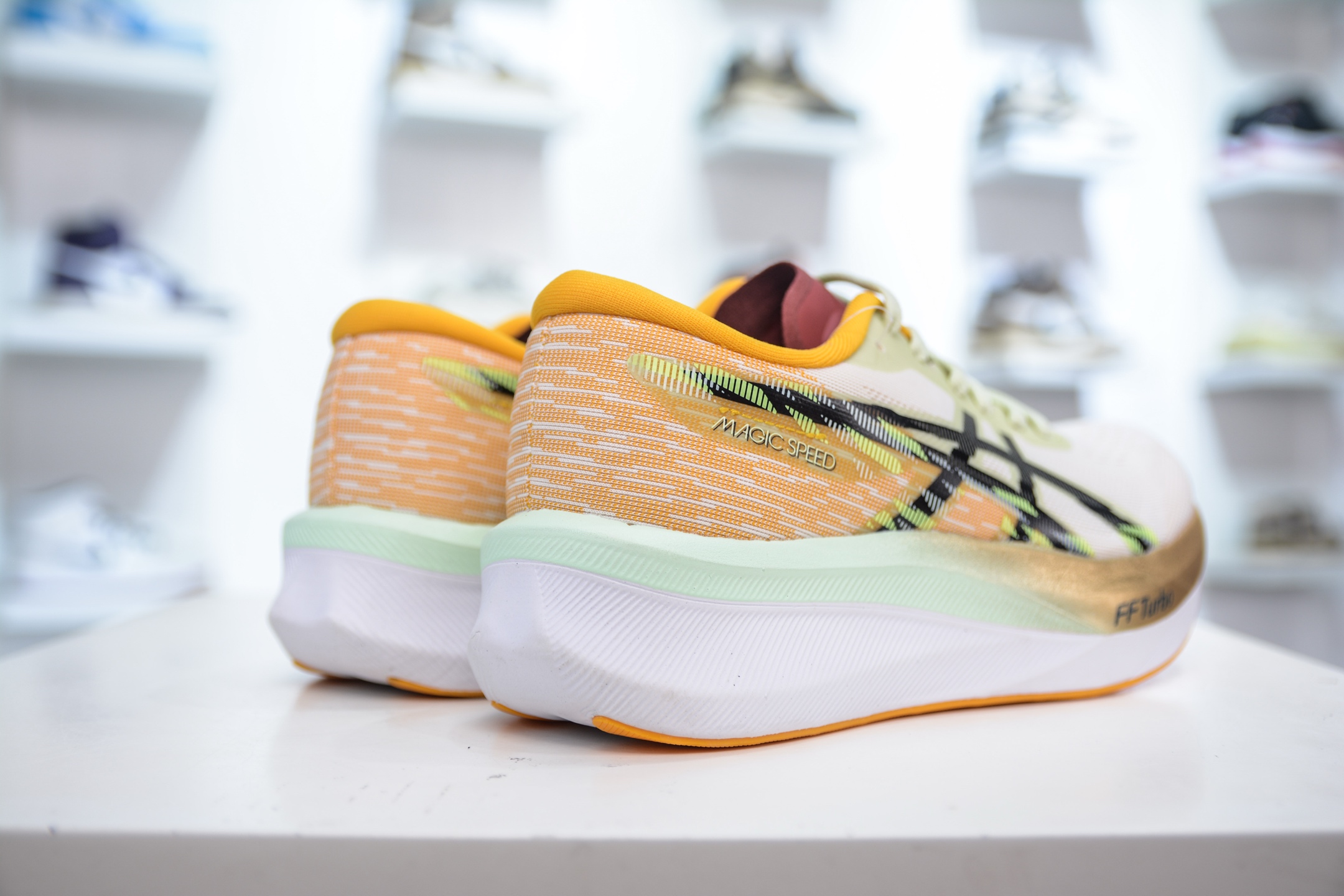 Asics Magic Speed 4 亚瑟士4代碳板竞速跑步鞋鞋 1012B879-100-莆田鞋,莆田鞋货源,高仿鞋,高仿鞋货源,安福档口,莆田高仿鞋,莆田鞋批发,高仿鞋批发,莆田高仿运动鞋,高仿运动鞋,莆田运动鞋 Asics Magic Speed 4 亚瑟士4代碳板竞速跑步鞋鞋 1012B879-100