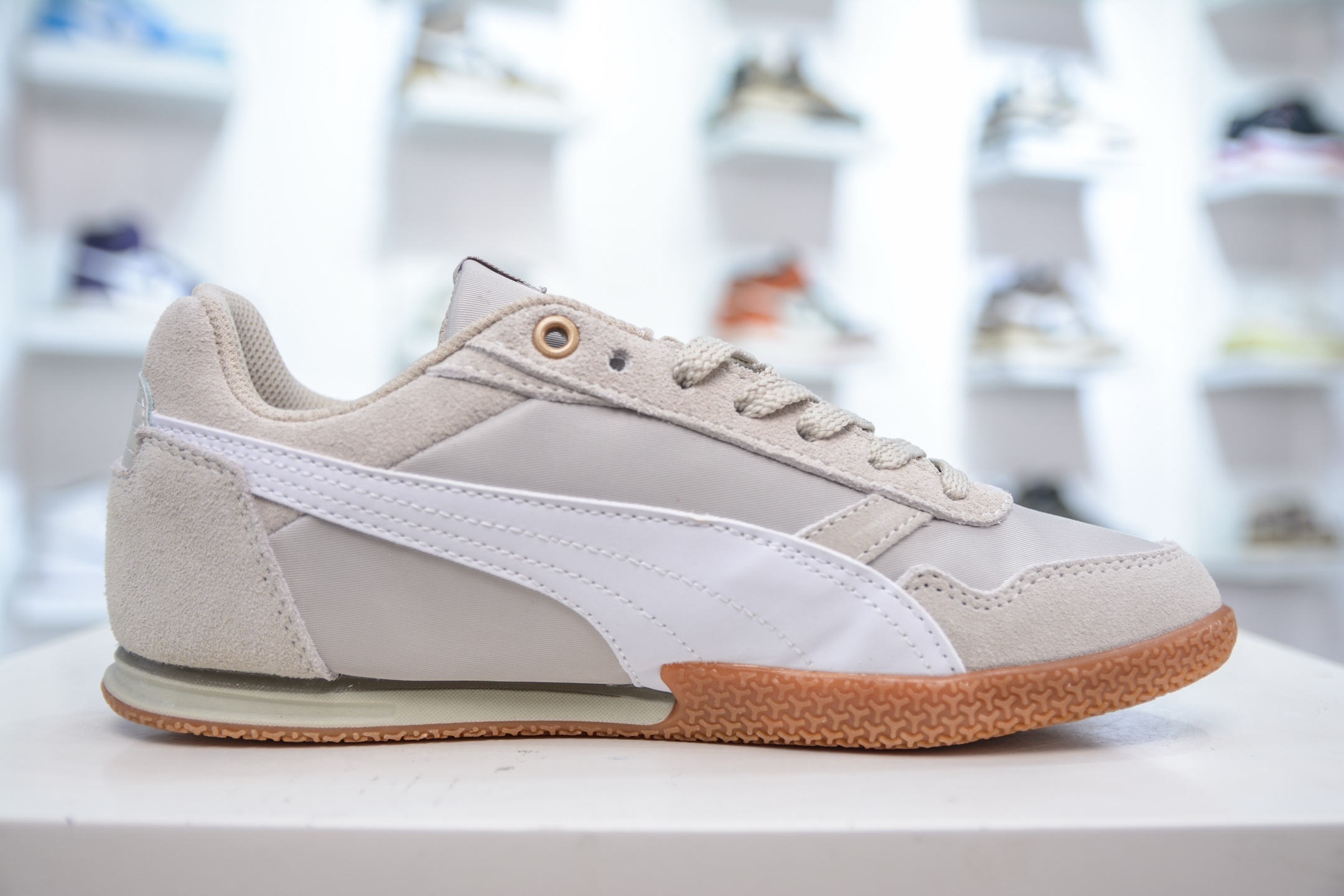 Puma Bella Donna Nylon 透气布面彪马薄底系列 复古运动休闲跑鞋 403554-05-莆田鞋,莆田鞋货源,高仿鞋,高仿鞋货源,安福档口,莆田高仿鞋,莆田鞋批发,高仿鞋批发,莆田高仿运动鞋,高仿运动鞋,莆田运动鞋 Puma Bella Donna Nylon 透气布面彪马薄底系列 复古运动休闲跑鞋 403554-05