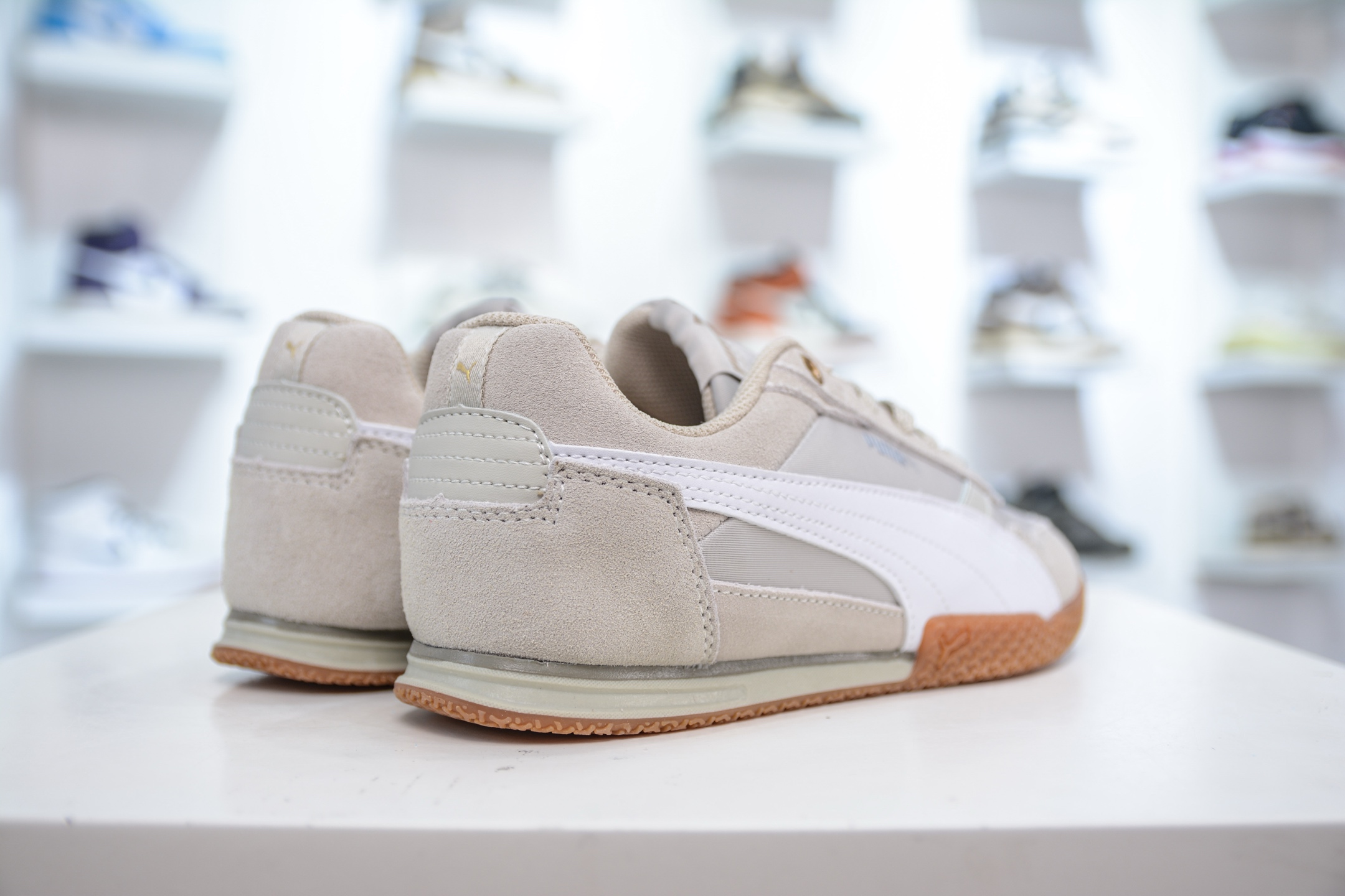 Puma Bella Donna Nylon 透气布面彪马薄底系列 复古运动休闲跑鞋 403554-05-莆田鞋,莆田鞋货源,高仿鞋,高仿鞋货源,安福档口,莆田高仿鞋,莆田鞋批发,高仿鞋批发,莆田高仿运动鞋,高仿运动鞋,莆田运动鞋 Puma Bella Donna Nylon 透气布面彪马薄底系列 复古运动休闲跑鞋 403554-05