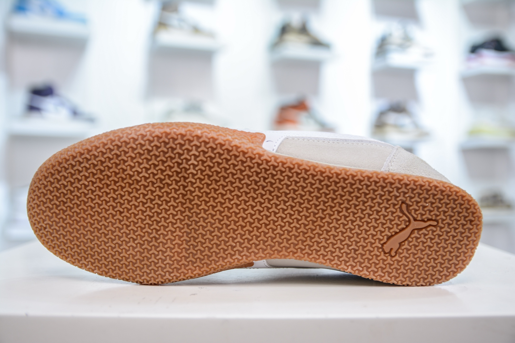 Puma Bella Donna Nylon 透气布面彪马薄底系列 复古运动休闲跑鞋 403554-05-莆田鞋,莆田鞋货源,高仿鞋,高仿鞋货源,安福档口,莆田高仿鞋,莆田鞋批发,高仿鞋批发,莆田高仿运动鞋,高仿运动鞋,莆田运动鞋 Puma Bella Donna Nylon 透气布面彪马薄底系列 复古运动休闲跑鞋 403554-05