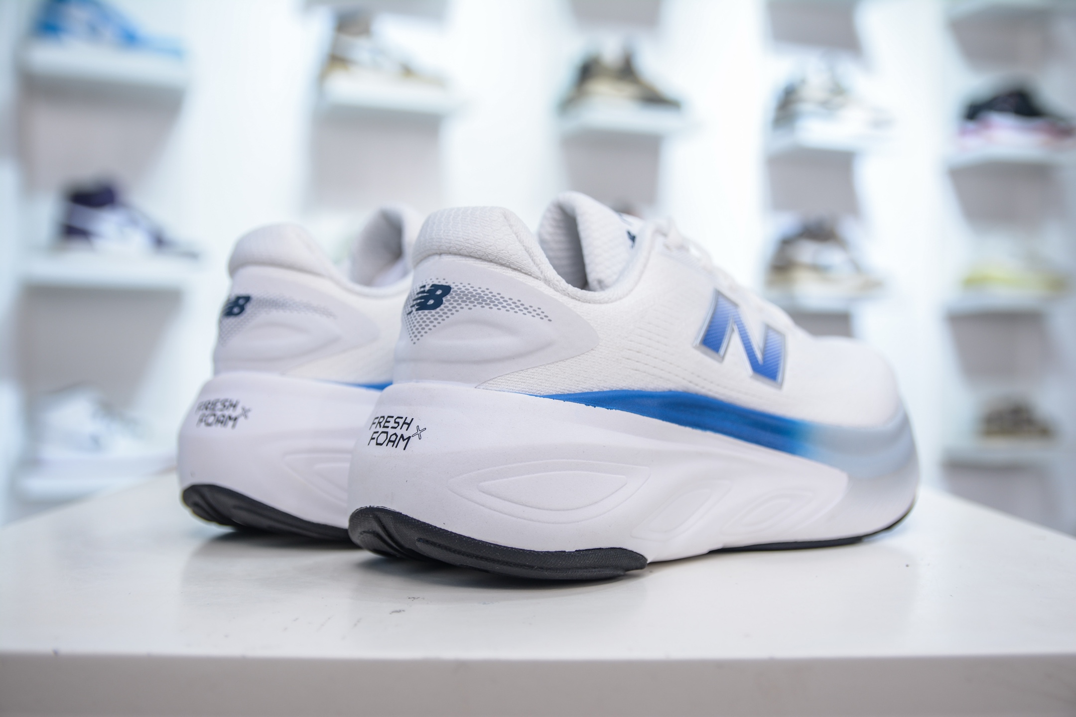 New Balance Fresh Foam X More v6 NB 厚底网布织物减震舒适越野跑步鞋 MMORXB6-莆田鞋,莆田鞋货源,高仿鞋,高仿鞋货源,安福档口,莆田高仿鞋,莆田鞋批发,高仿鞋批发,莆田高仿运动鞋,高仿运动鞋,莆田运动鞋 New Balance Fresh Foam X More v6 NB 厚底网布织物减震舒适越野跑步鞋 MMORXB6