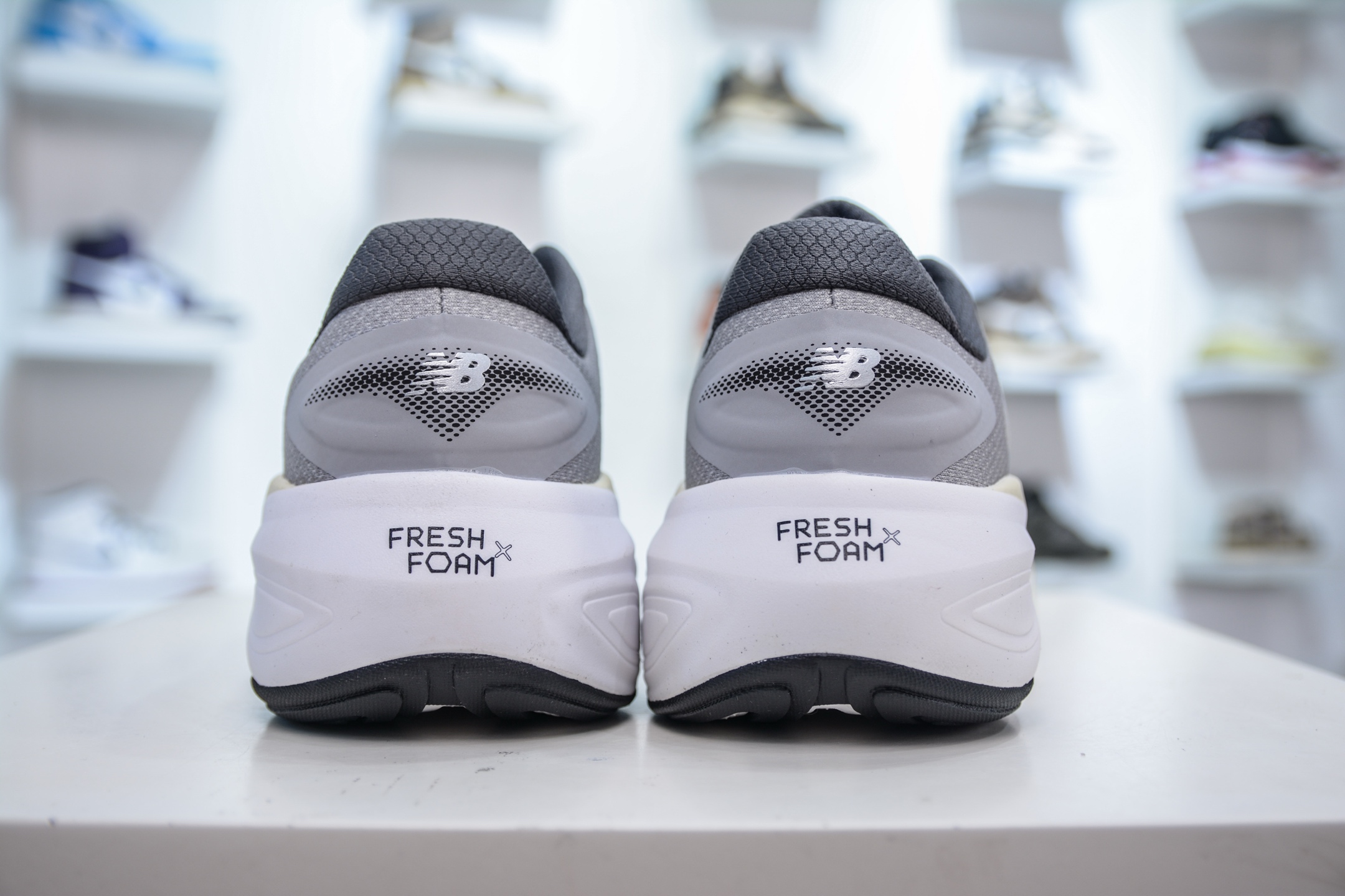 New Balance Fresh Foam X More v6 NB 厚底网布织物减震舒适越野跑步鞋 MMORXE6-莆田鞋,莆田鞋货源,高仿鞋,高仿鞋货源,安福档口,莆田高仿鞋,莆田鞋批发,高仿鞋批发,莆田高仿运动鞋,高仿运动鞋,莆田运动鞋 New Balance Fresh Foam X More v6 NB 厚底网布织物减震舒适越野跑步鞋 MMORXE6