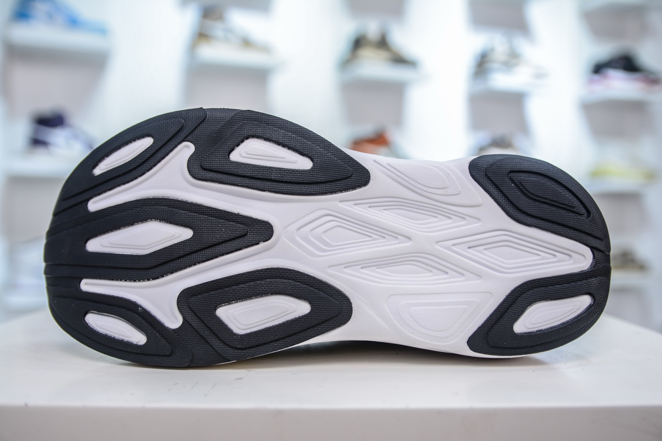 New Balance Fresh Foam X More v6 NB 厚底网布织物减震舒适越野跑步鞋 MMORXE6-莆田鞋,莆田鞋货源,高仿鞋,高仿鞋货源,安福档口,莆田高仿鞋,莆田鞋批发,高仿鞋批发,莆田高仿运动鞋,高仿运动鞋,莆田运动鞋 New Balance Fresh Foam X More v6 NB 厚底网布织物减震舒适越野跑步鞋 MMORXE6