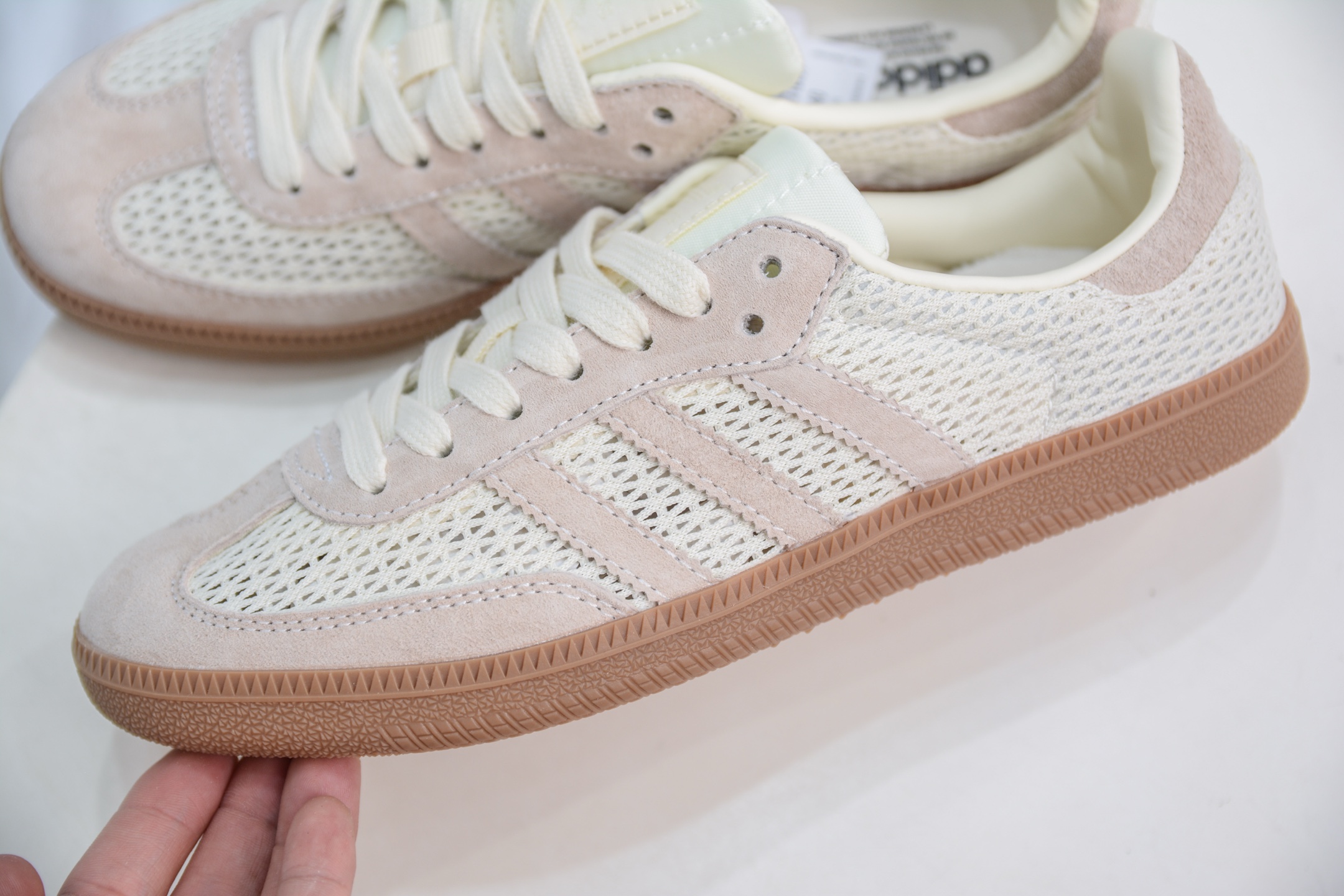 AD Originals Samba OG 米白色桑巴训练鞋 KK3528-莆田鞋,莆田鞋货源,高仿鞋,高仿鞋货源,安福档口,莆田高仿鞋,莆田鞋批发,高仿鞋批发,莆田高仿运动鞋,高仿运动鞋,莆田运动鞋 AD Originals Samba OG 米白色桑巴训练鞋 KK3528