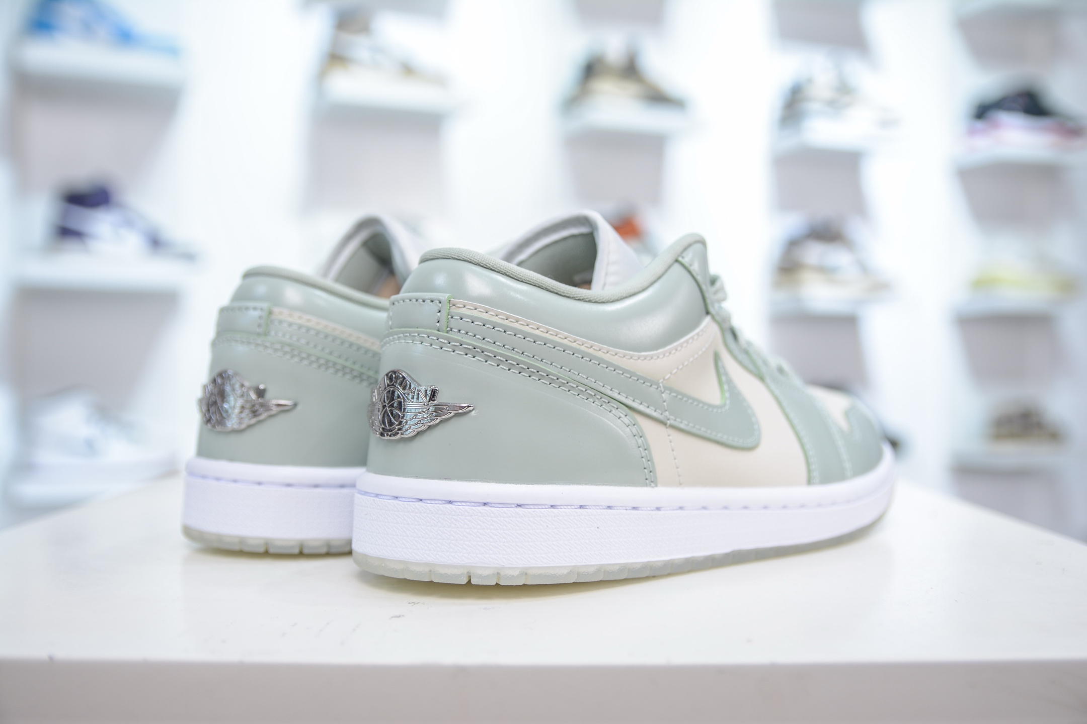 DT纯原 Air Jordan AJ1 Low 低帮 珠光绿  HF4078-100