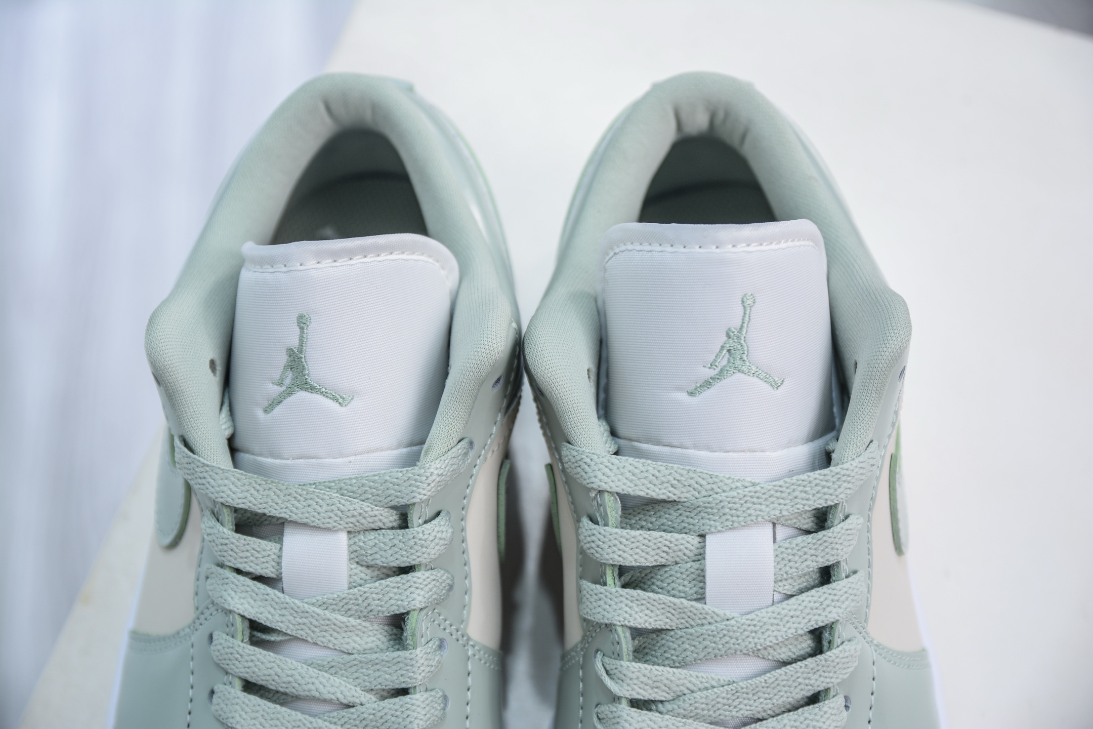 DT纯原 Air Jordan AJ1 Low 低帮 珠光绿  HF4078-100