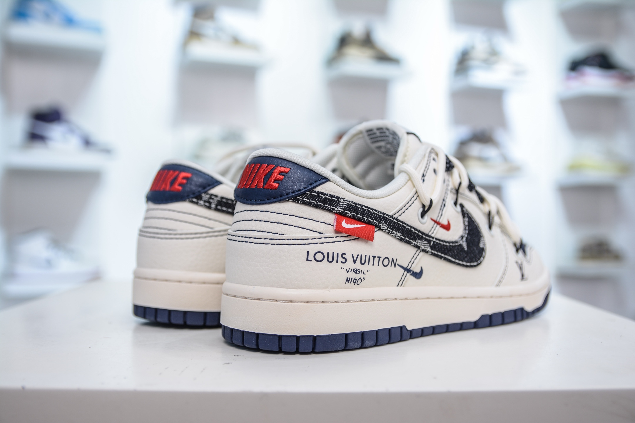 Nike SB Dunk Low x Louis Vuitton LV联名-白蓝黑牛仔绑带 FC1688-220-莆田鞋,莆田鞋货源,高仿鞋,高仿鞋货源,安福档口,莆田高仿鞋,莆田鞋批发,高仿鞋批发,莆田高仿运动鞋,高仿运动鞋,莆田运动鞋 Nike SB Dunk Low x Louis Vuitton LV联名-白蓝黑牛仔绑带 FC1688-220