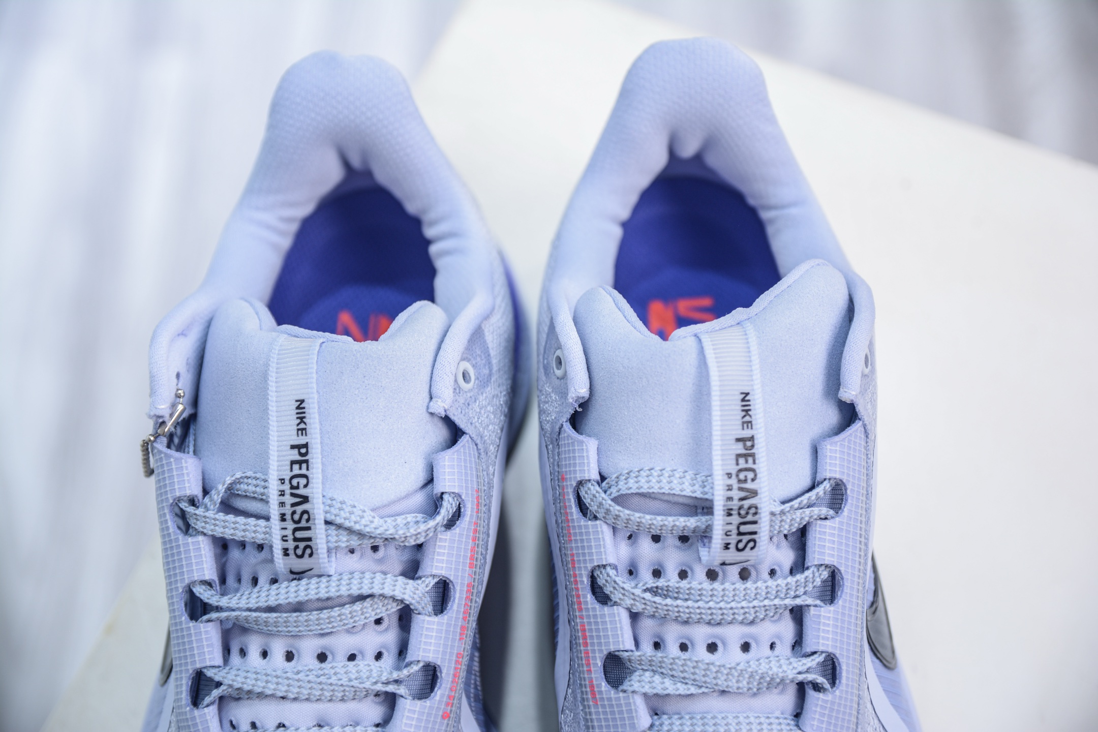 Nike Air Zoom Pegasus Premium 耐克网面全掌气垫缓震跑鞋  HQ2592-004