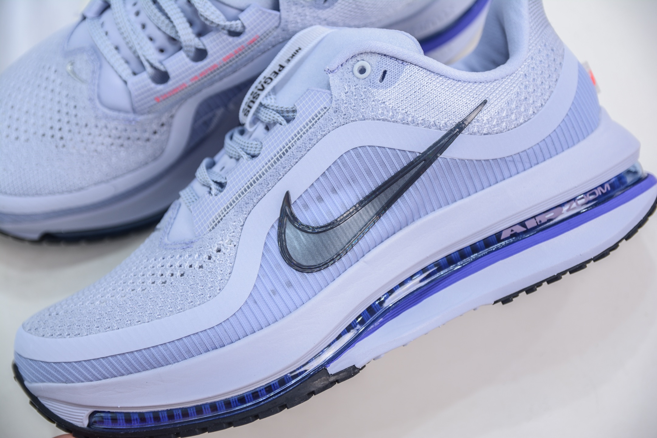 Nike Air Zoom Pegasus Premium 耐克网面全掌气垫缓震跑鞋  HQ2592-004