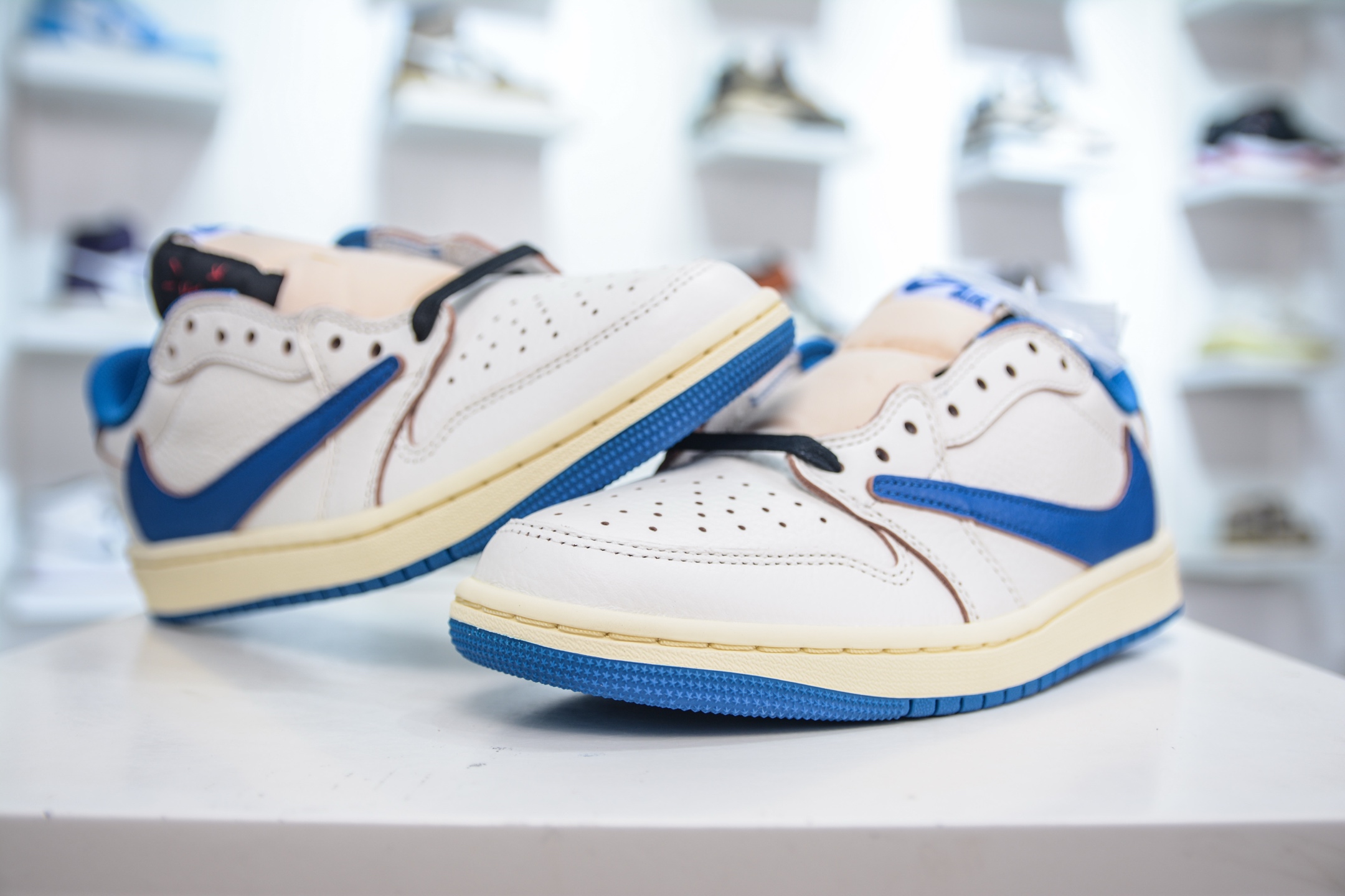 OG纯原 Travis Scott x Air Jordan AJ1 Low OG SP TS联名倒钩低帮 白蓝  DM7866-104