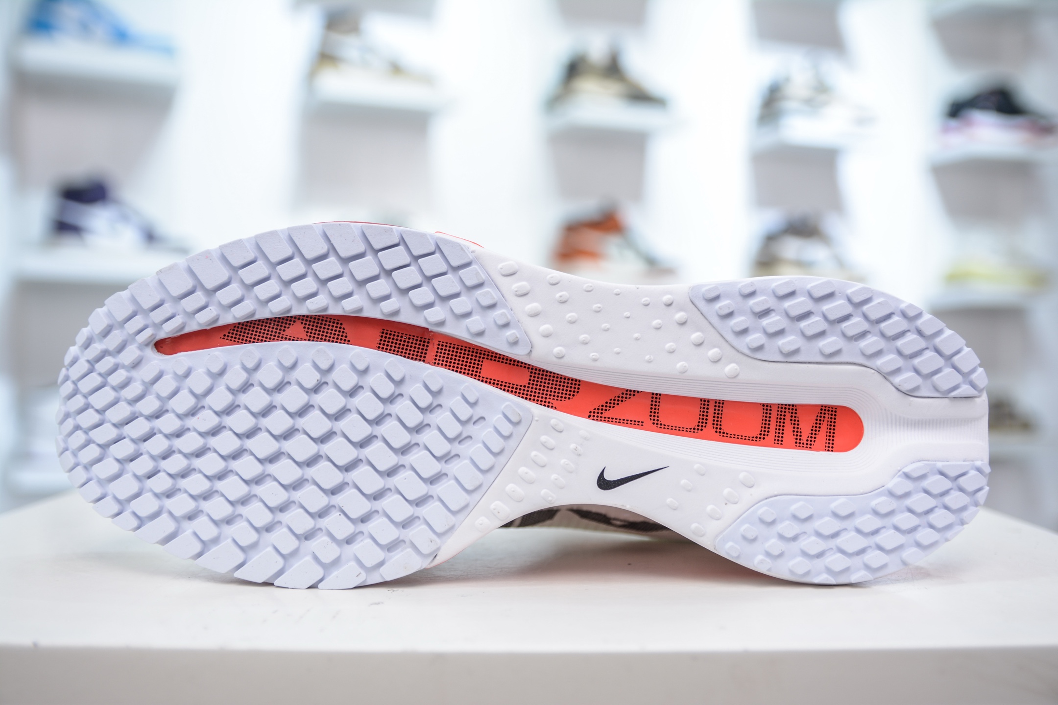 Nike Air Zoom Pegasus Premium White Running Shoes HQ2592-101 6 i1749924431227 1628 0 4