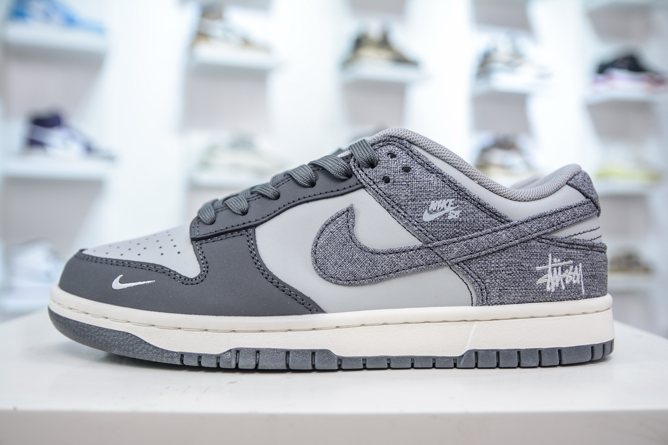 Nike SB Dunk Low x Stussy Denim Grey: Premium Comfort and Style 1 i1749925142726 1517 0 0