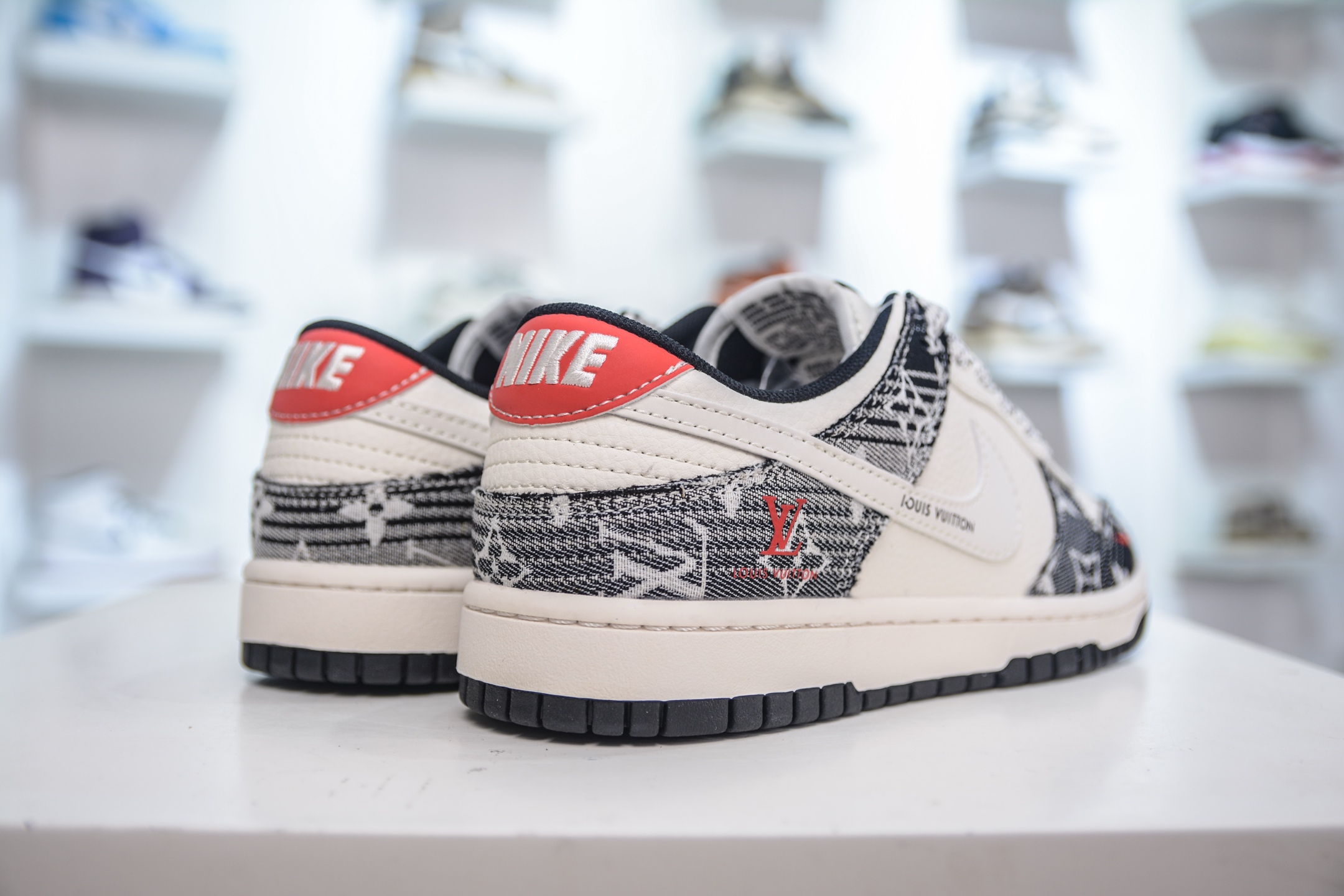 Nike SB Dunk Low x Louis Vuitton LV联名-白黑牛仔 FC1688-233
