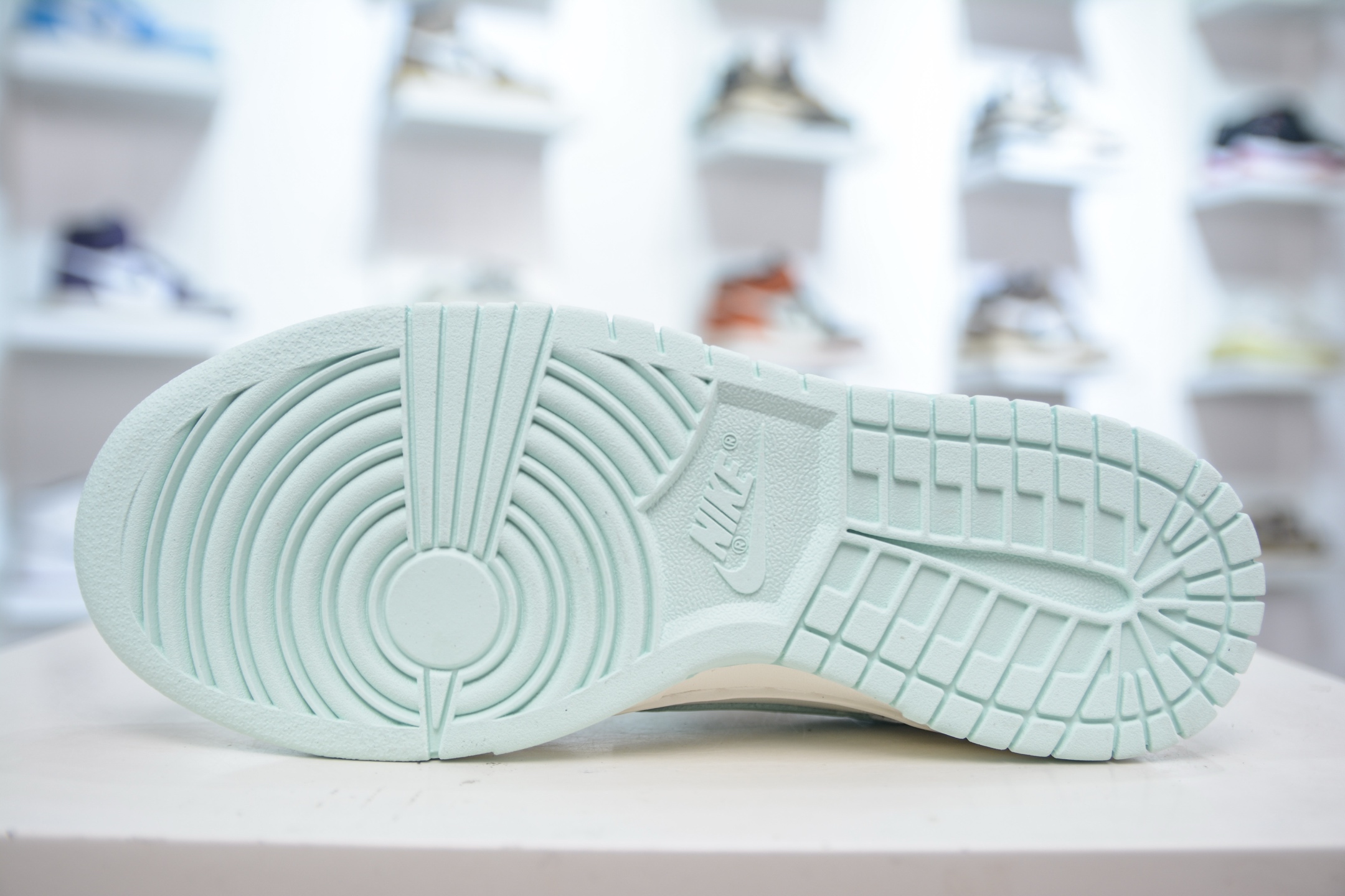 YC纯原 NK Dunk Low 薄荷曼波 当杏仁奶白 WC0212 017-莆田鞋,莆田鞋货源,高仿鞋,高仿鞋货源,安福档口,莆田高仿鞋,莆田鞋批发,高仿鞋批发,莆田高仿运动鞋,高仿运动鞋,莆田运动鞋 YC纯原 NK Dunk Low 薄荷曼波 当杏仁奶白 WC0212 017