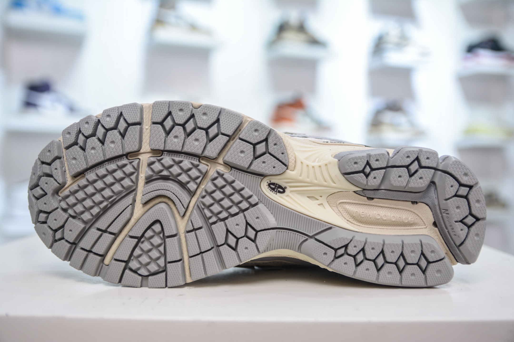 T版纯原 New Balance M1906R系列 复古老爹防滑耐磨低帮 U1906RLZ