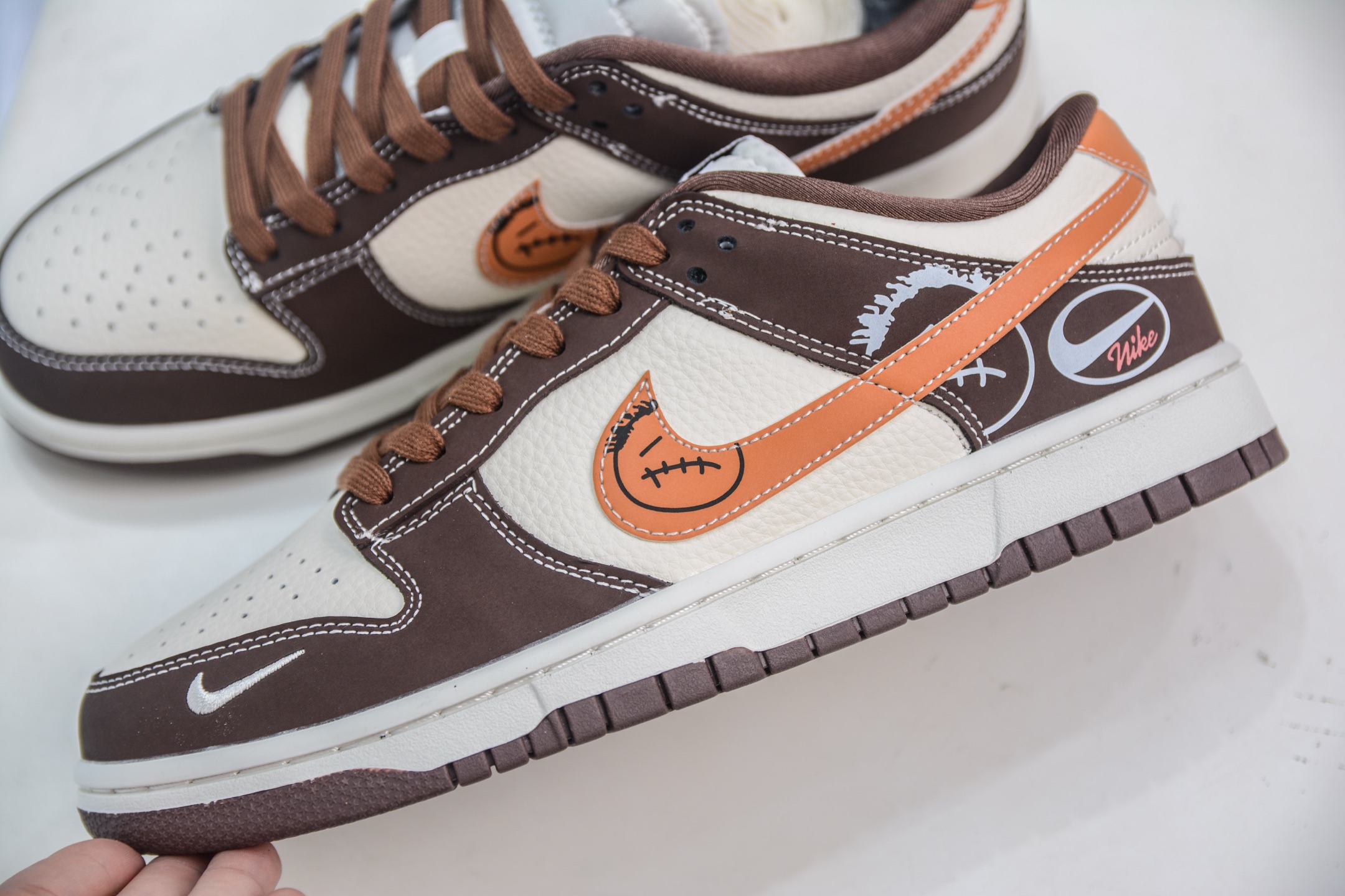 Nike SB Dunk Low x Nike 'Ghost Face' White Brown Collaboration Sneakers 7 i1750089811900 9626 0 6