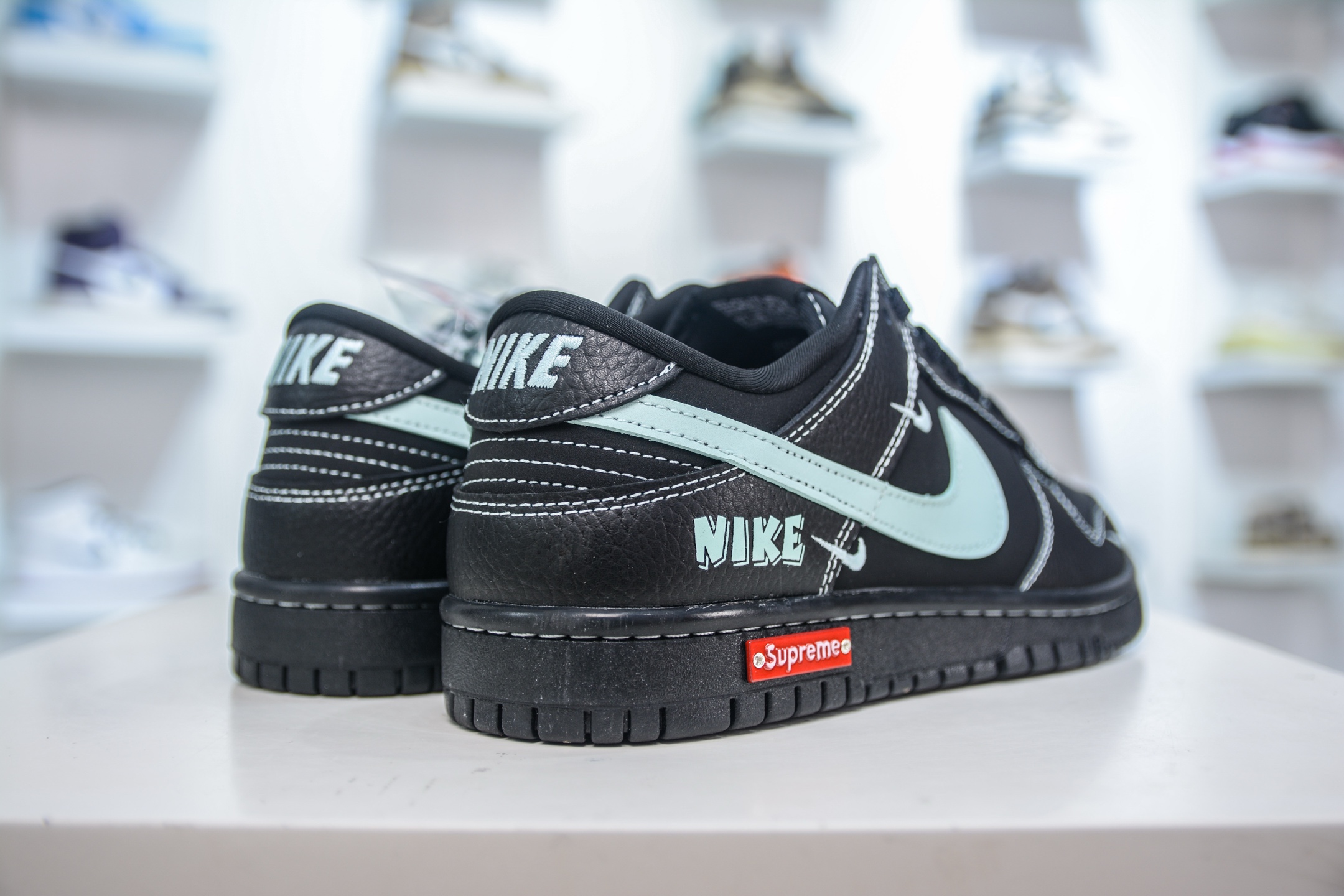 Nike SB Dunk Low x Supreme Black Tiffany & Co. Edition - Size SC9207 422 6 i1750089870205 6106 0 5