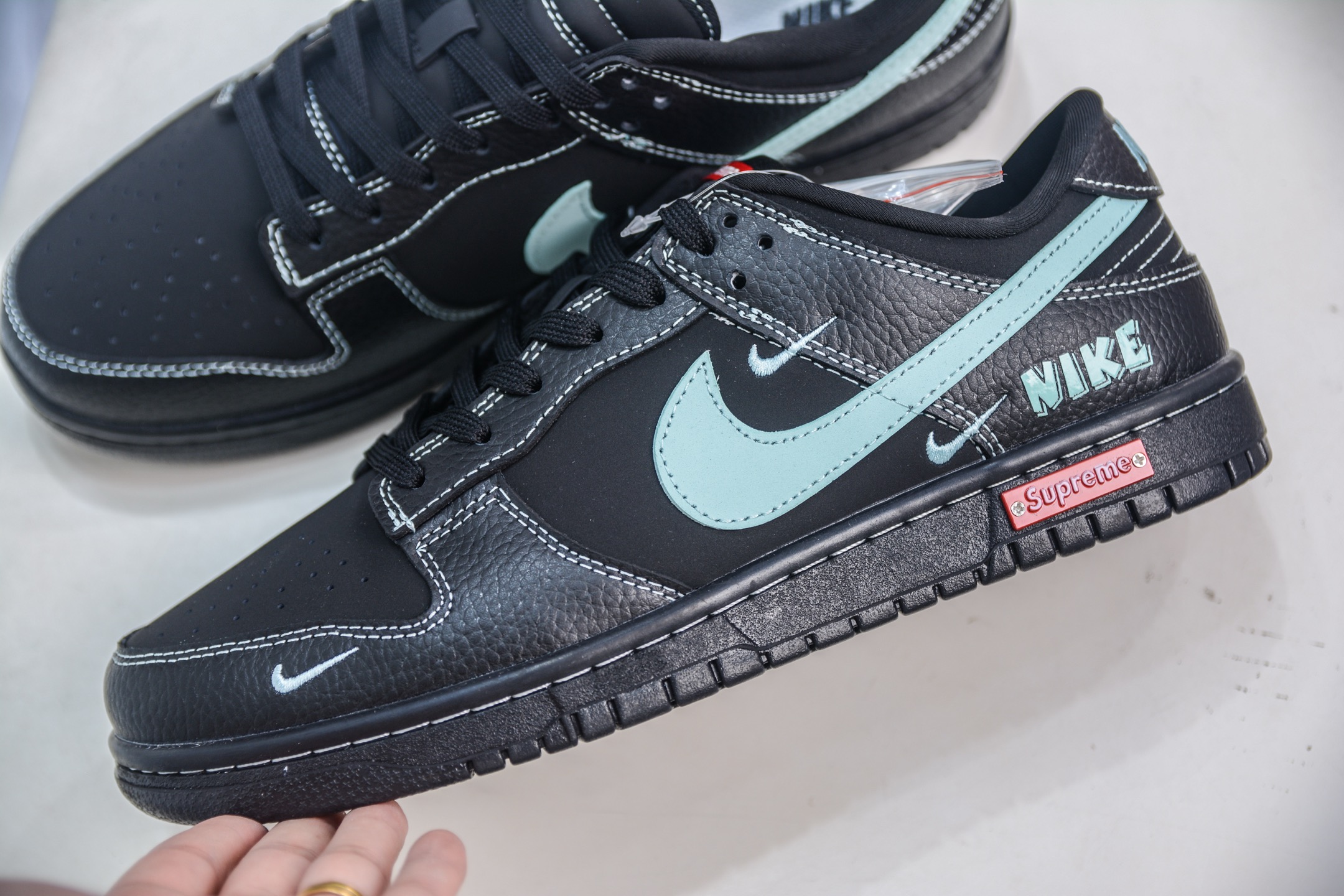 Nike SB Dunk Low x Supreme Black Tiffany & Co. Edition - Size SC9207 422 7 i1750089870272 5205 0 6