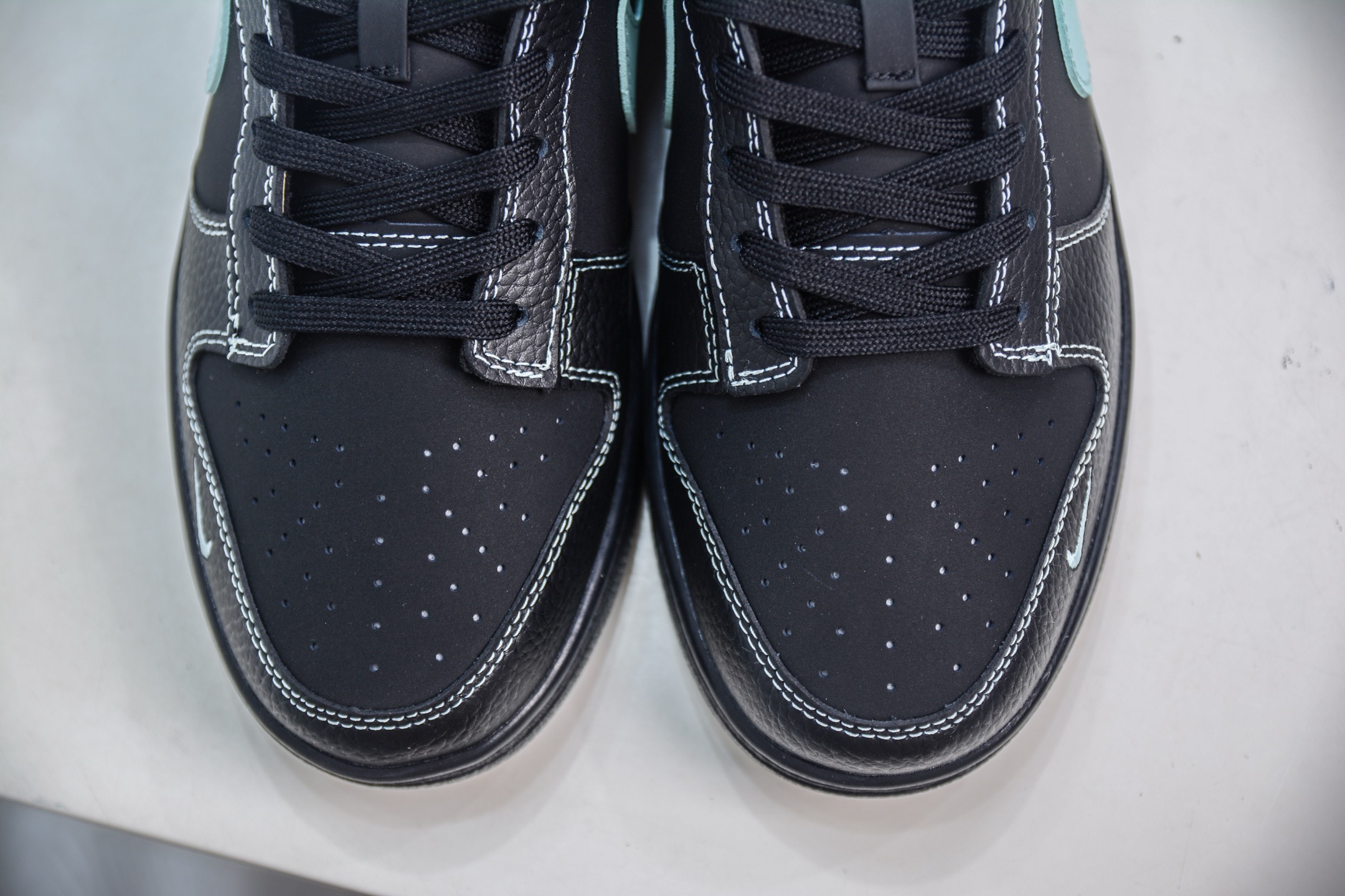 Nike SB Dunk Low x Supreme Black Tiffany & Co. Edition - Size SC9207 422 9 i1750089871693 5674 0 8