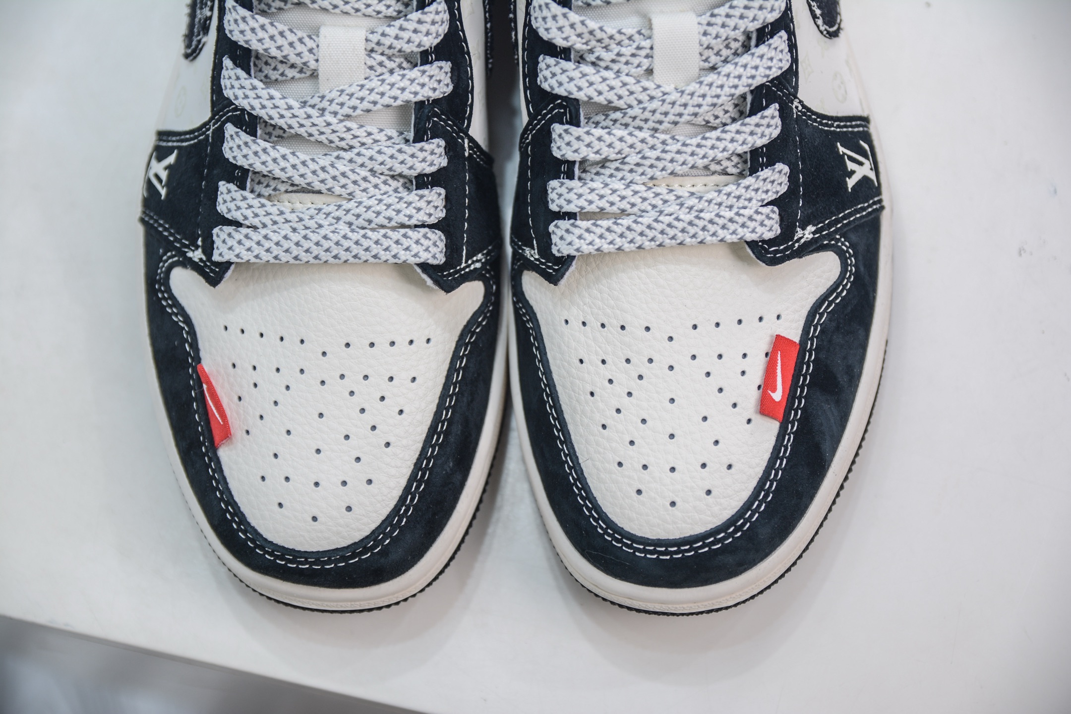 Air Jordan 1 Low x Louis Vuitton Custom Sneakers - Beige, Black Denim 10 i1750089920629 2787 0 8