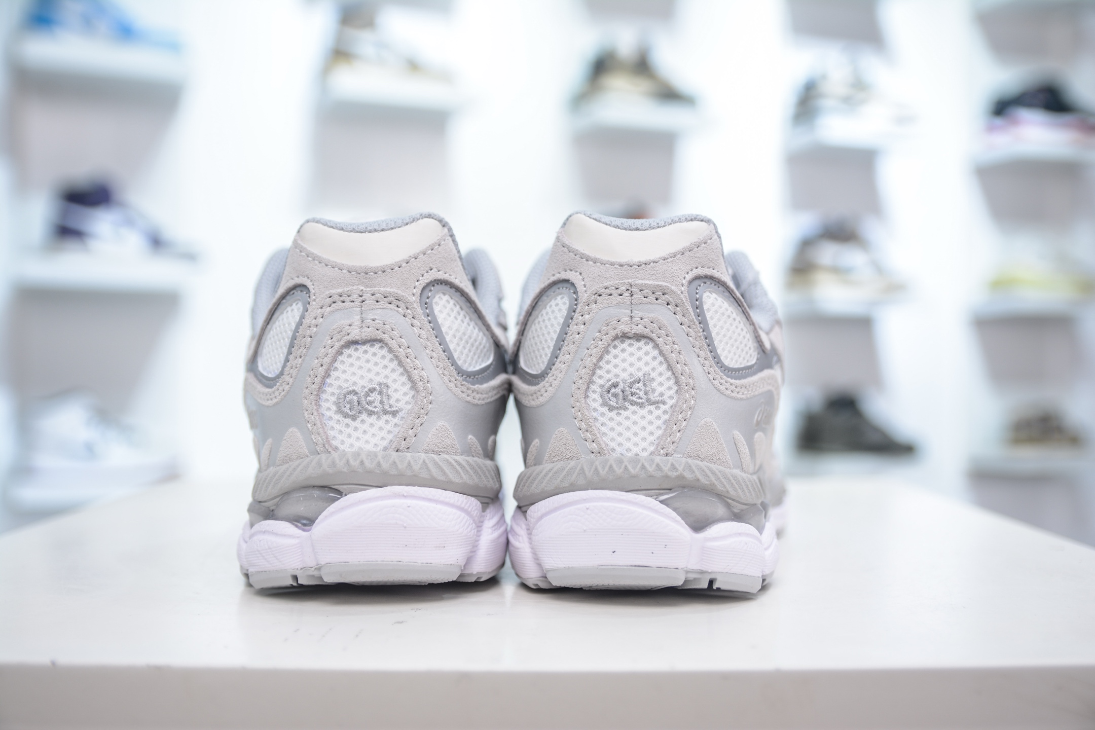 Asics Gel-NYC Sneakers: Retro Style, Breathable Mesh, and Comfortable Fit 3 i1750090089004 354 0 1
