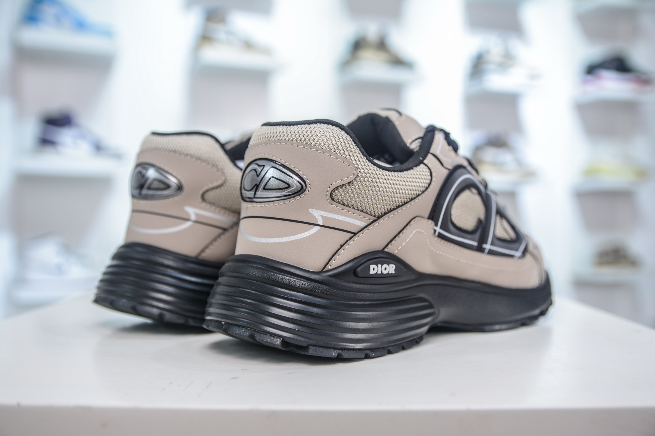 Dior B30 CD Sneakers: Stylish, Comfortable, and High-Quality Replica 7 i1750090918020 6583 0 5