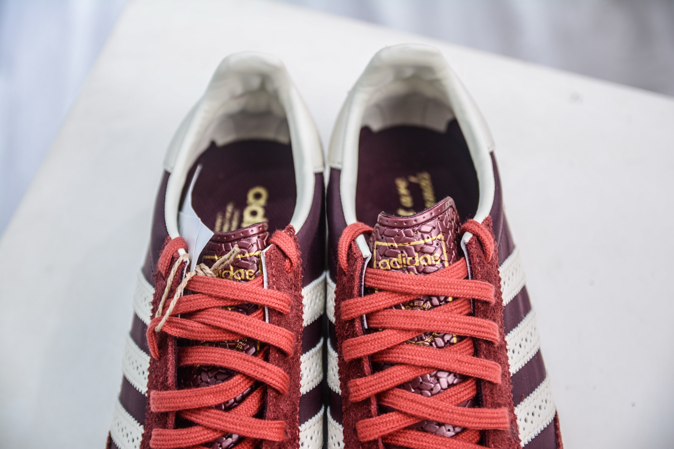 Adidas Originals SL 72 OG: Retro-Inspired Low-Top Sneakers for Everyday Comfort 8 i1750173428102 3847 0 7